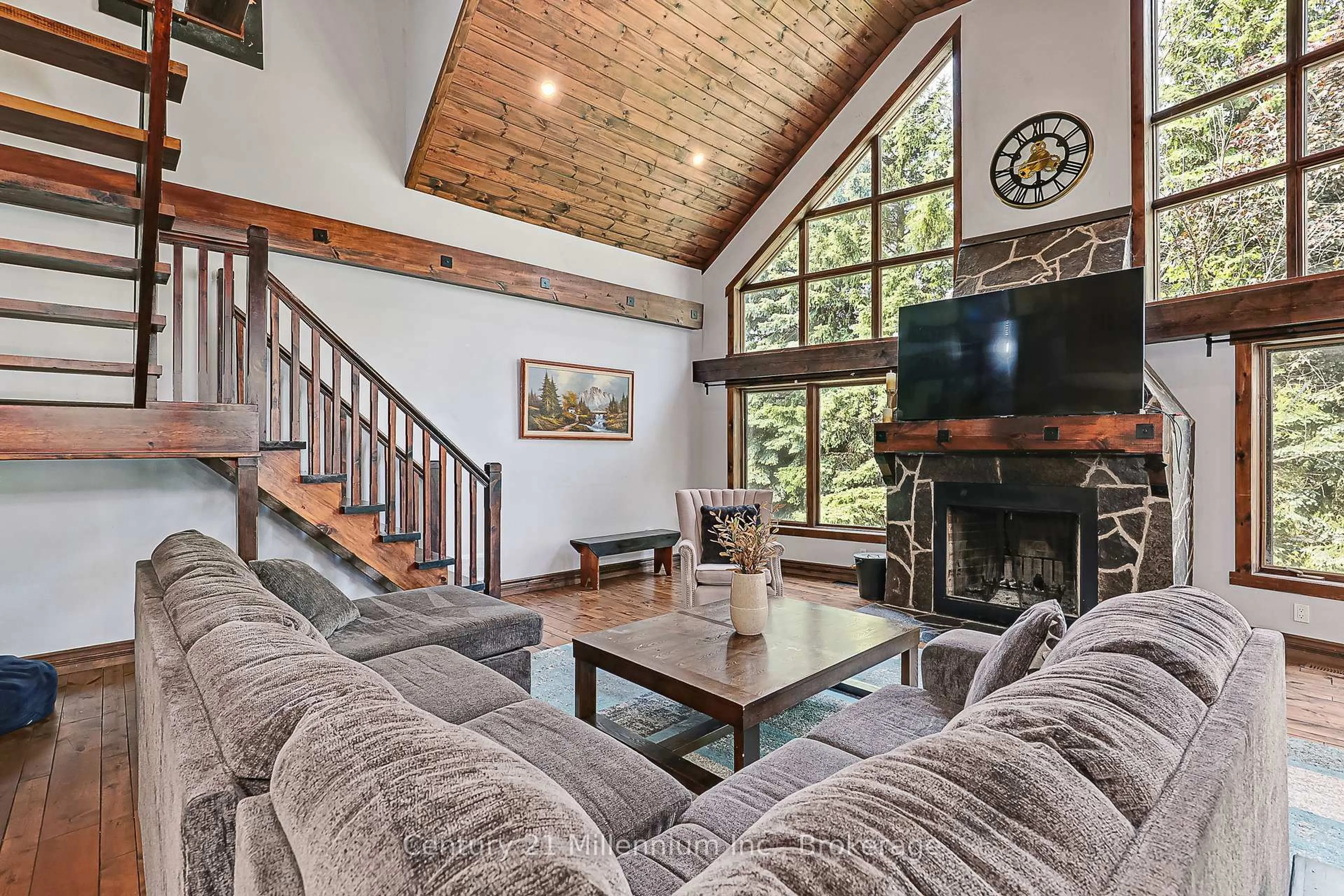 Living room with furniture, unknown for 191 Brooker Blvd, Blue Mountains Ontario L9Y 0L3