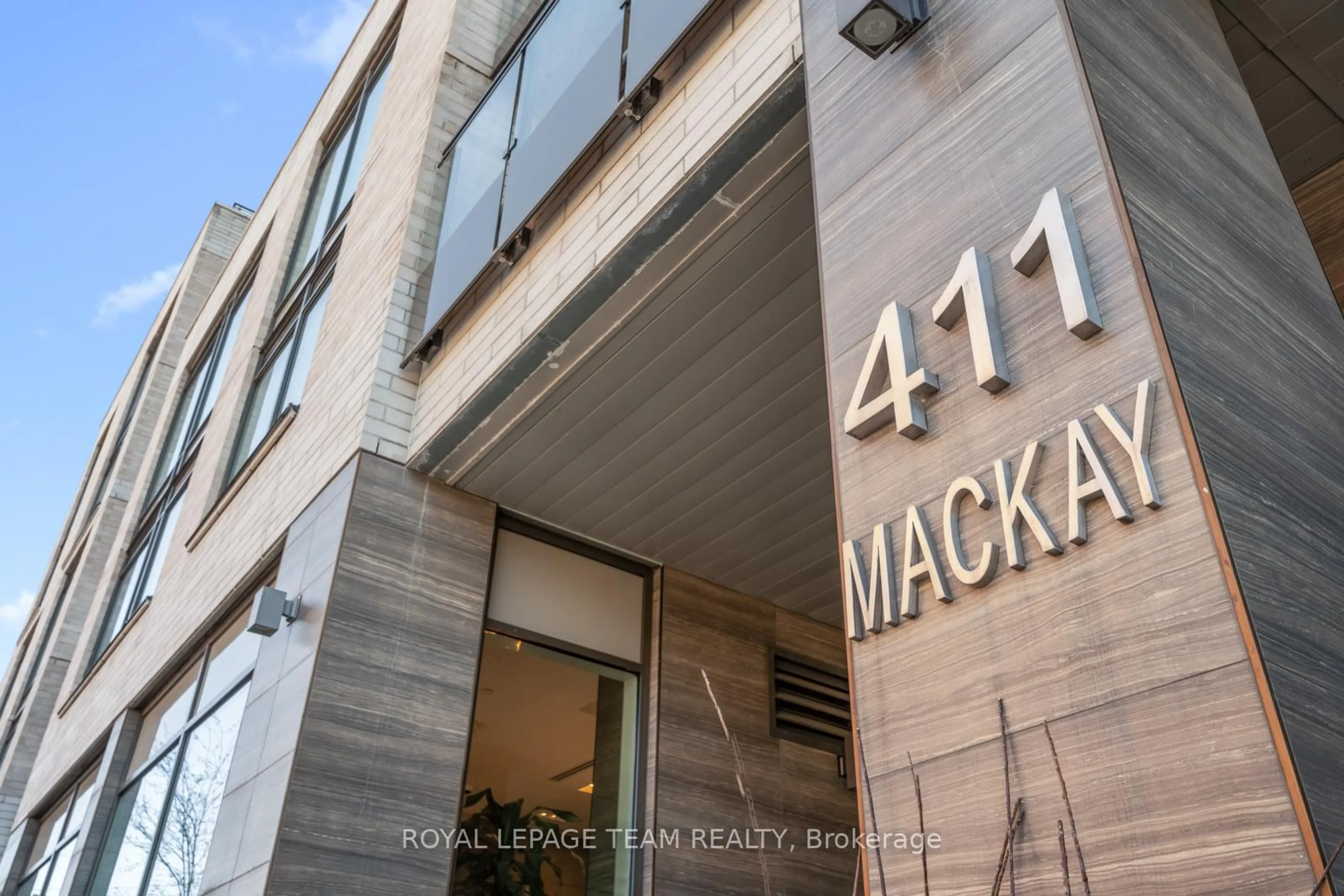 Unknown for 411 MACKAY St #712, Ottawa Ontario K1M 2C5