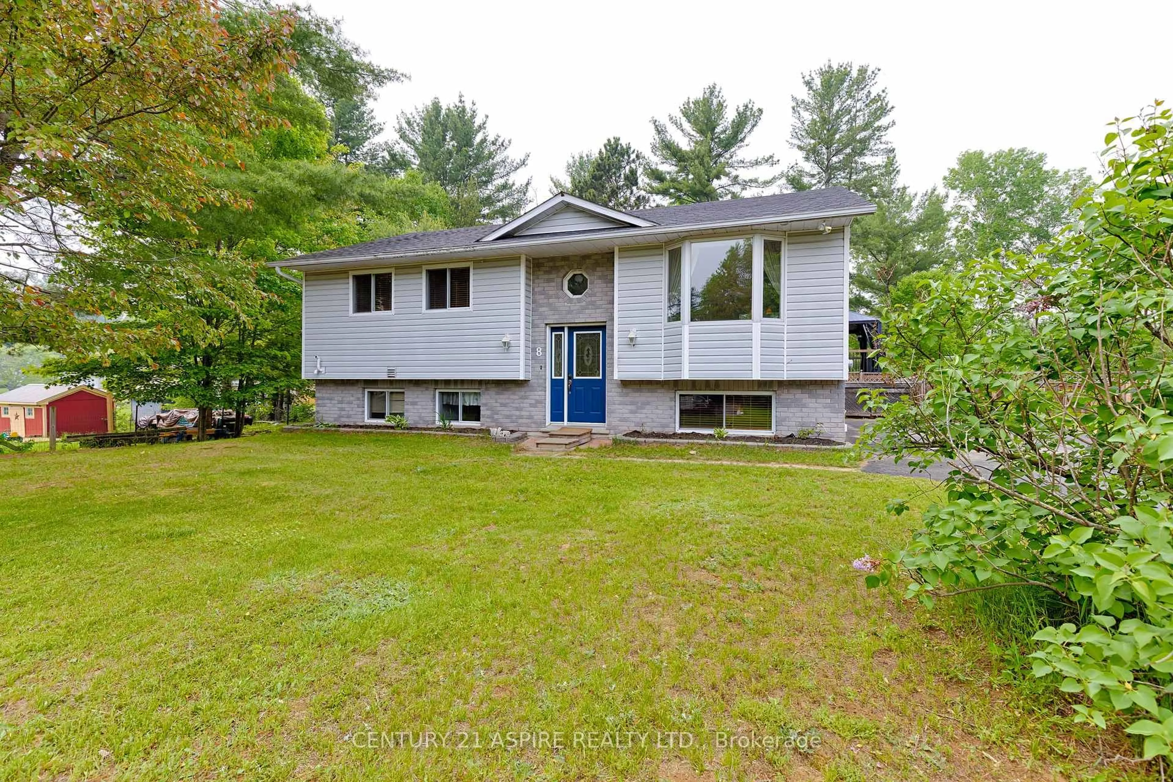 Home with vinyl exterior material, street for 8 Jason St, Petawawa Ontario K8H 3N2