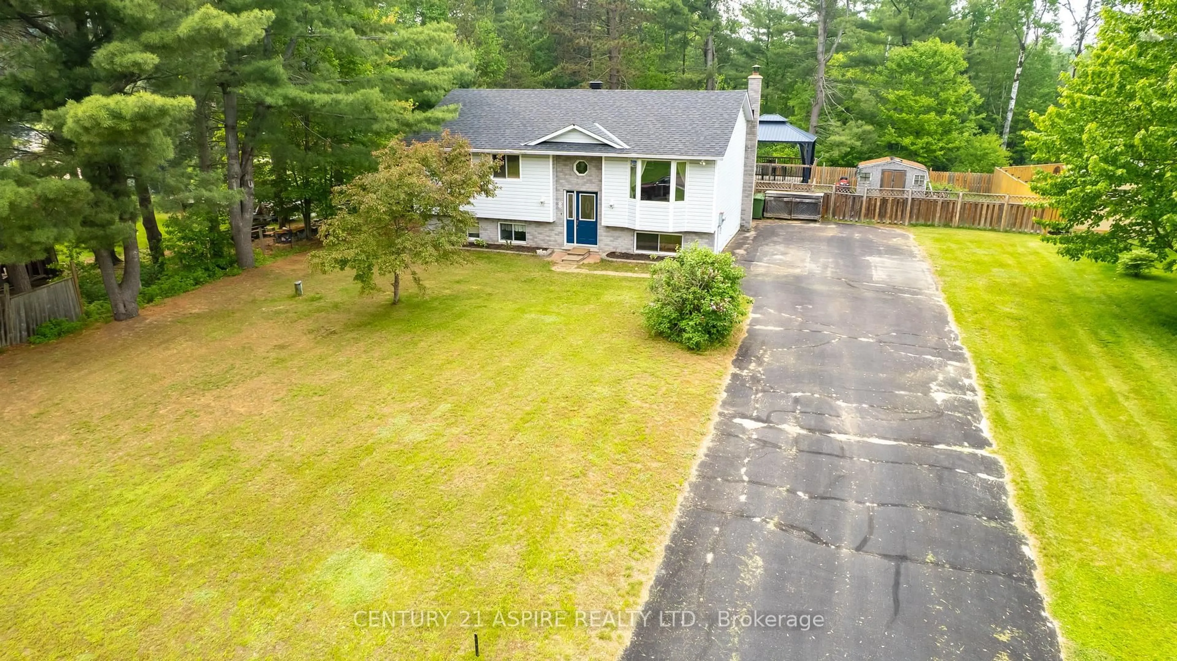 A pic from outside/outdoor area/front of a property/back of a property/a pic from drone, street for 8 Jason St, Petawawa Ontario K8H 3N2