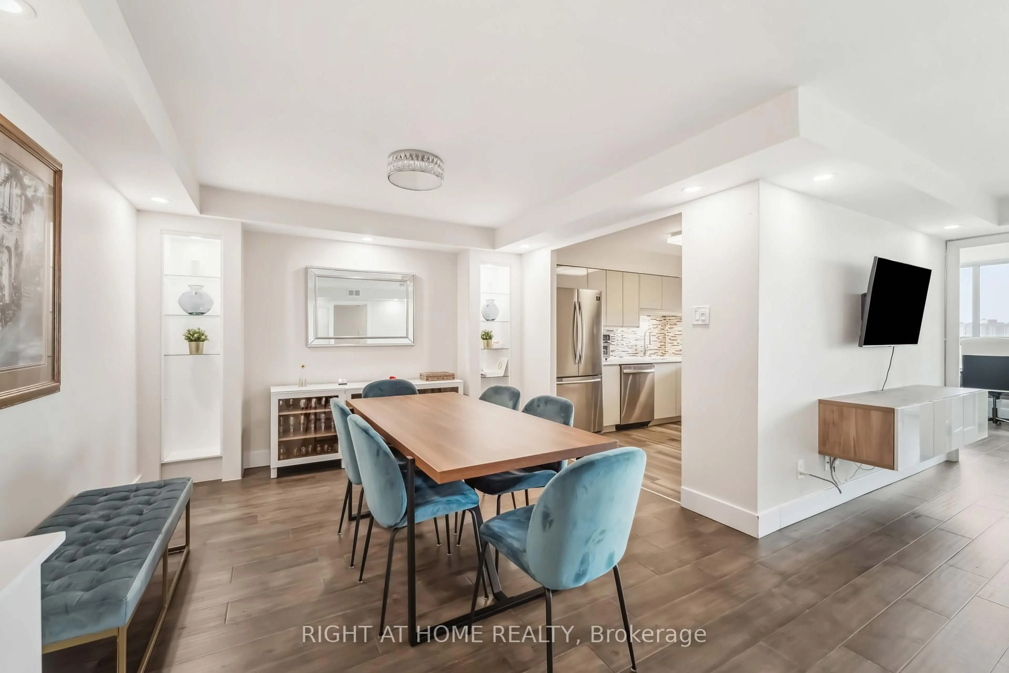 Dining room, unknown for 1500 Riverside Dr #1608, Ottawa Ontario K1G 4J4