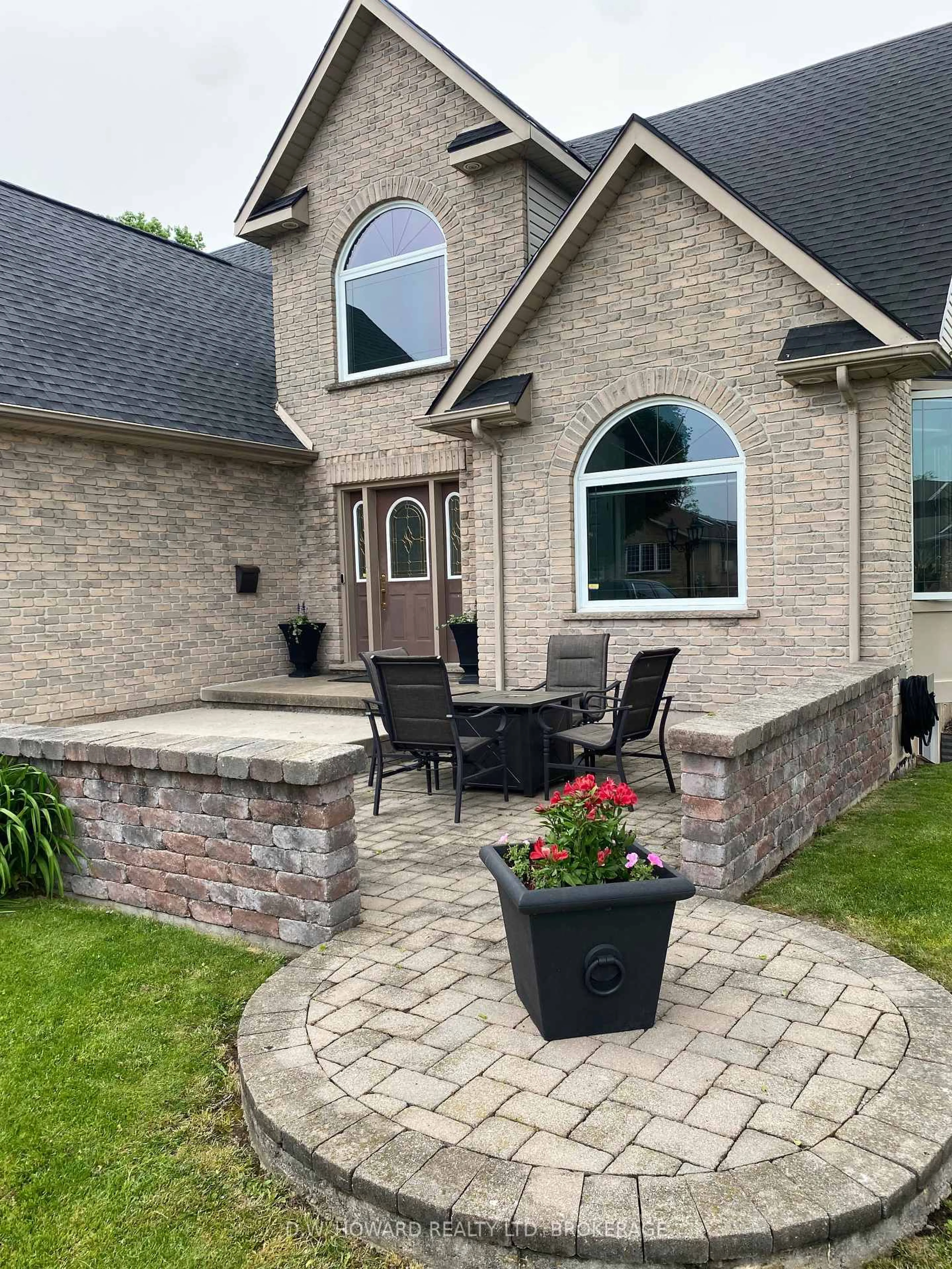 Home with brick exterior material, street for 45 Westwood Dr, Port Colborne Ontario L3K 6B9