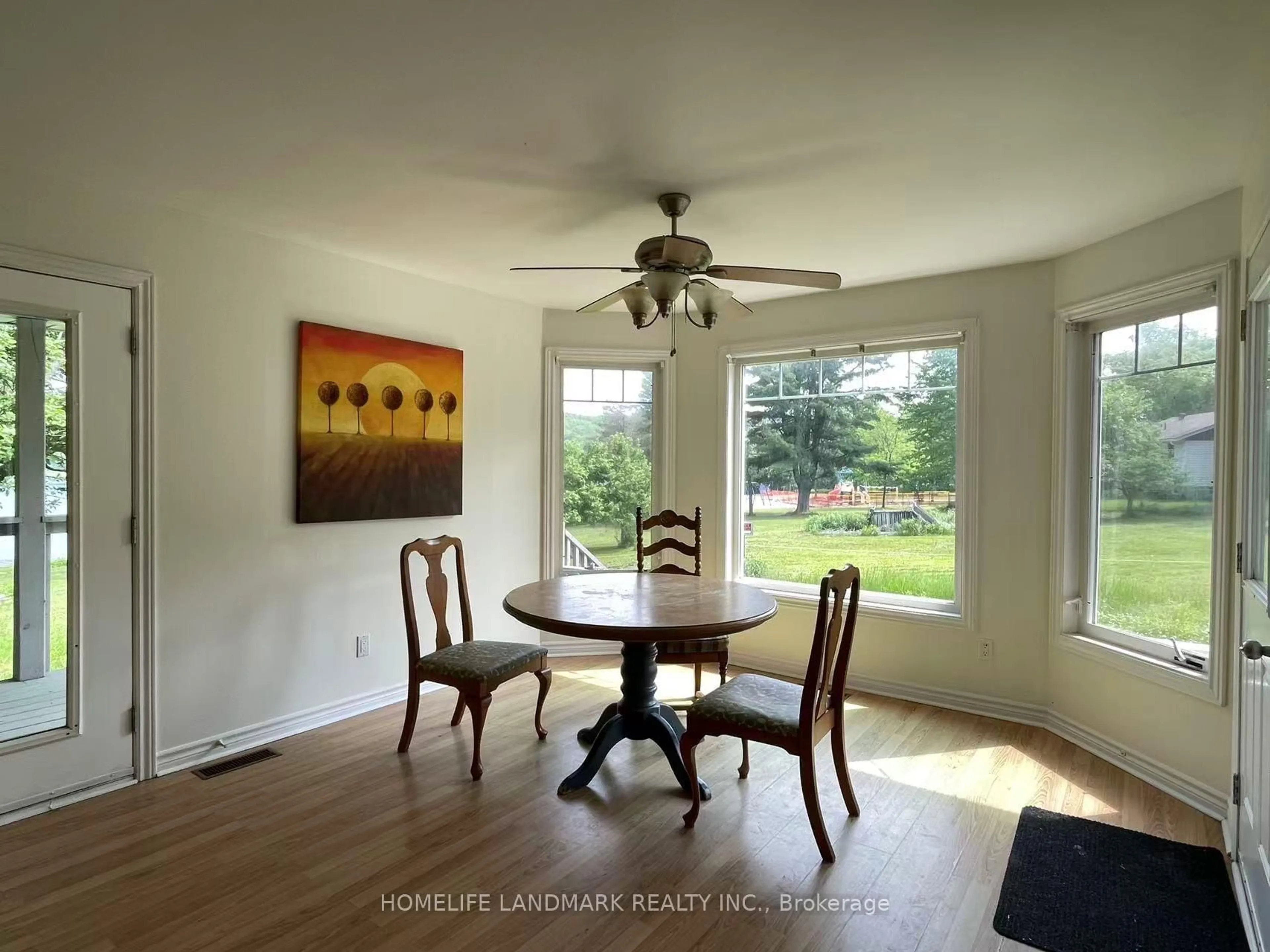Dining room, wood/laminate floor for 149 WILLIAM St, Parry Sound Ontario P2A 1W3