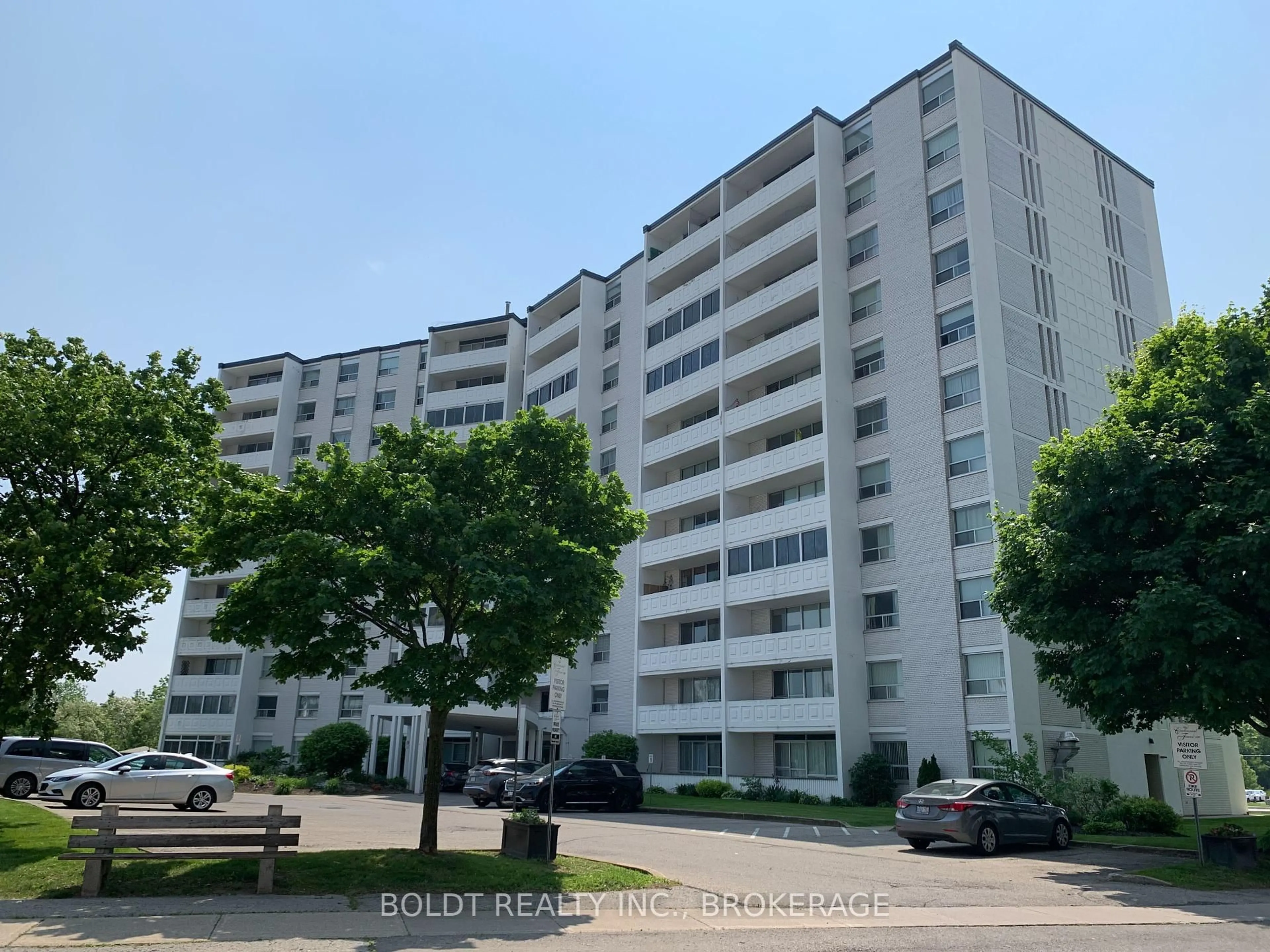 A pic from outside/outdoor area/front of a property/back of a property/a pic from drone, street for 35 Towering Heights Blvd #902, St. Catharines Ontario L2T 3G8