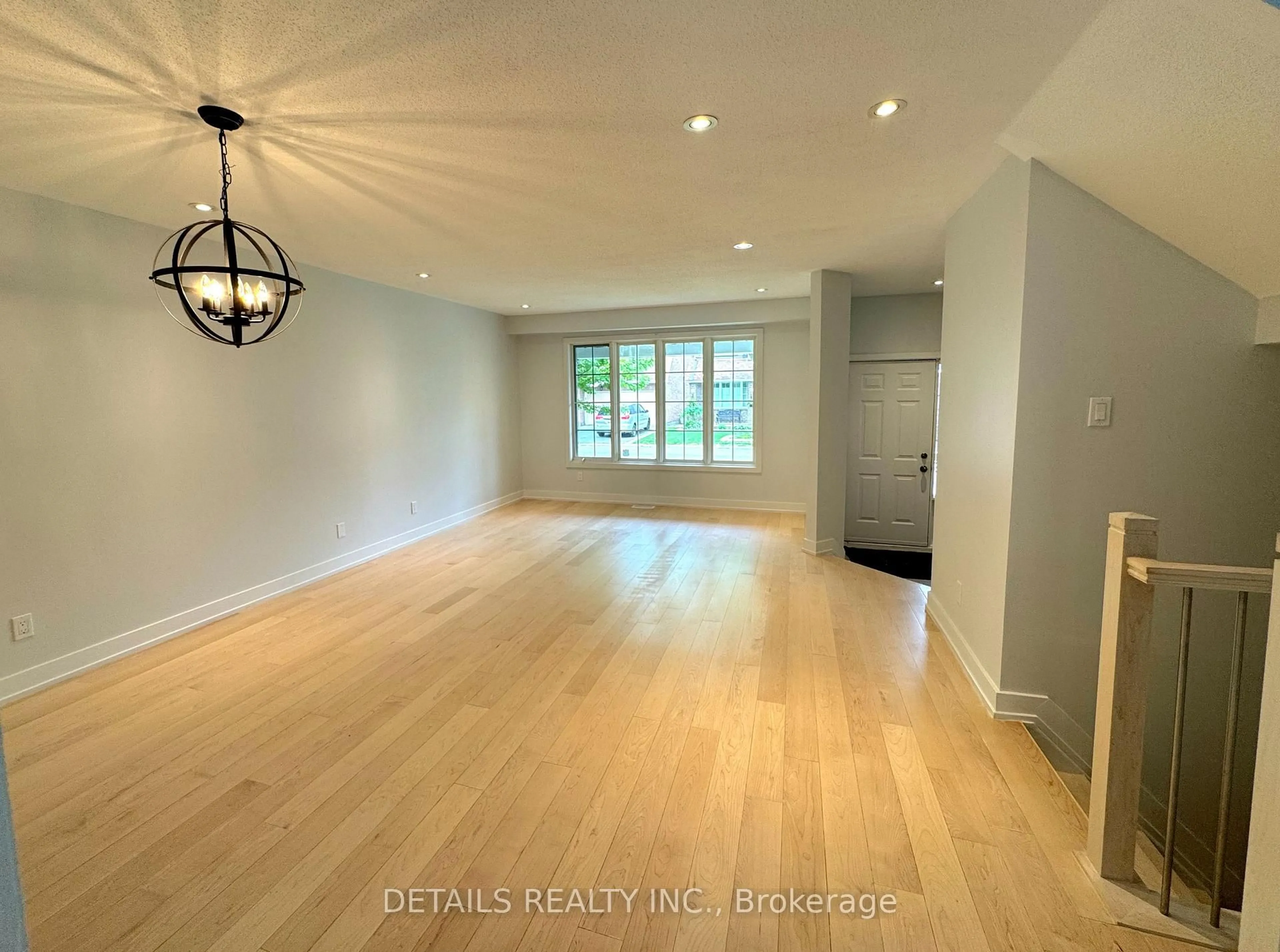 A pic of a room for 73 Stonepointe Ave, Ottawa Ontario K2G 4G2
