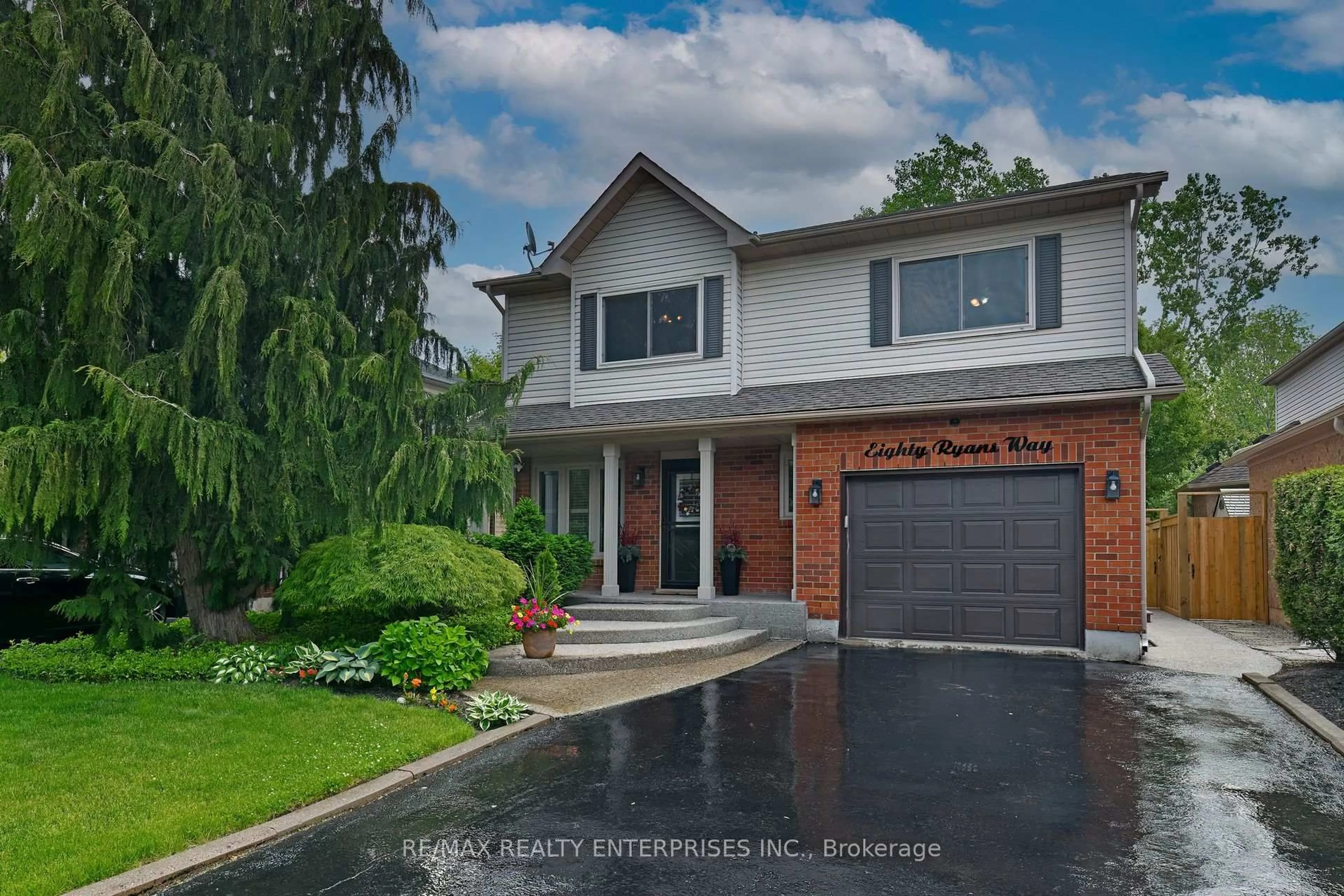 Home with vinyl exterior material, street for 80 Ryans Way, Hamilton Ontario L0R 2H5