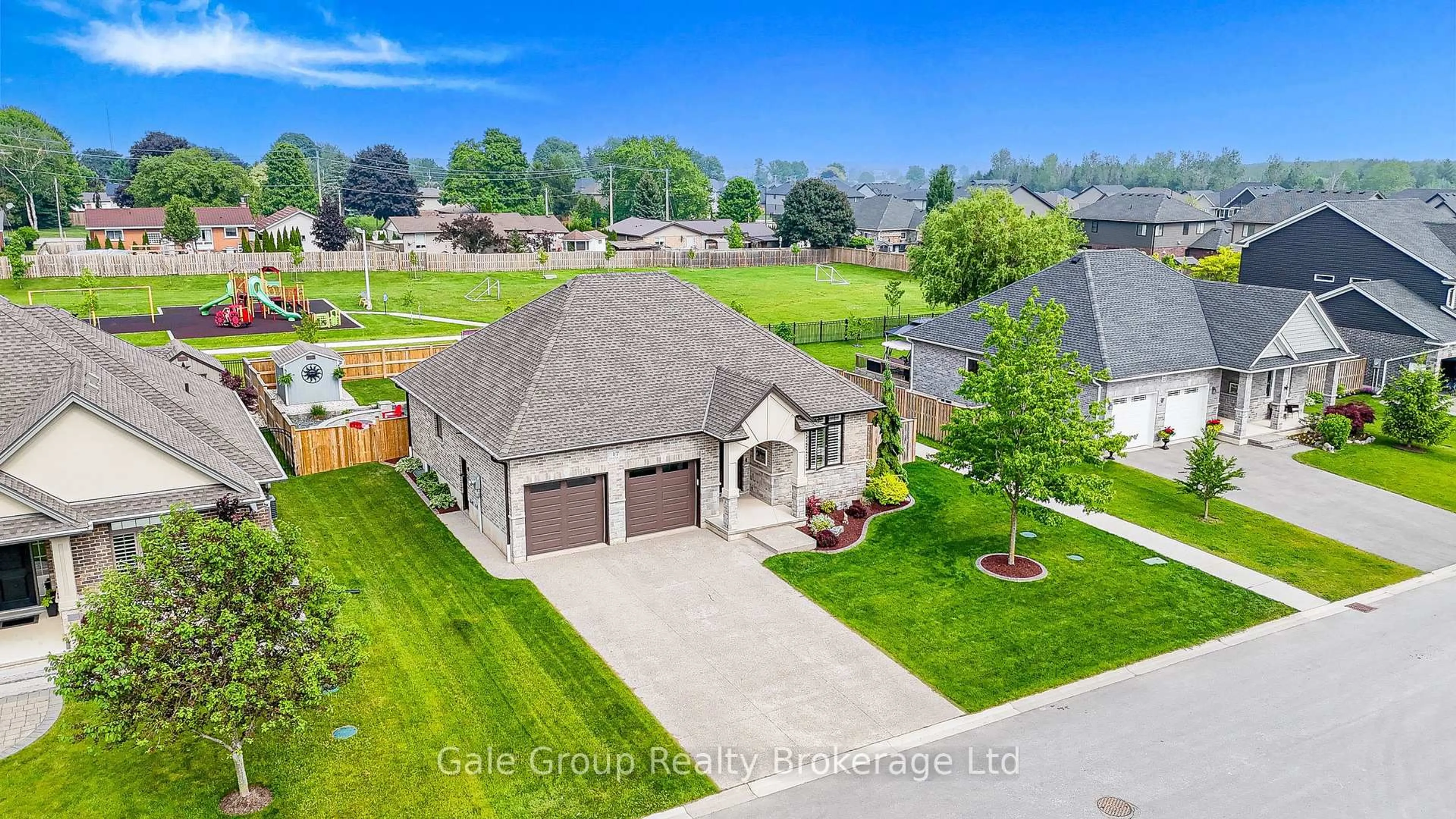 A pic from outside/outdoor area/front of a property/back of a property/a pic from drone, street for 17 AMANDA Ave, South-West Oxford Ontario N0J 1N0