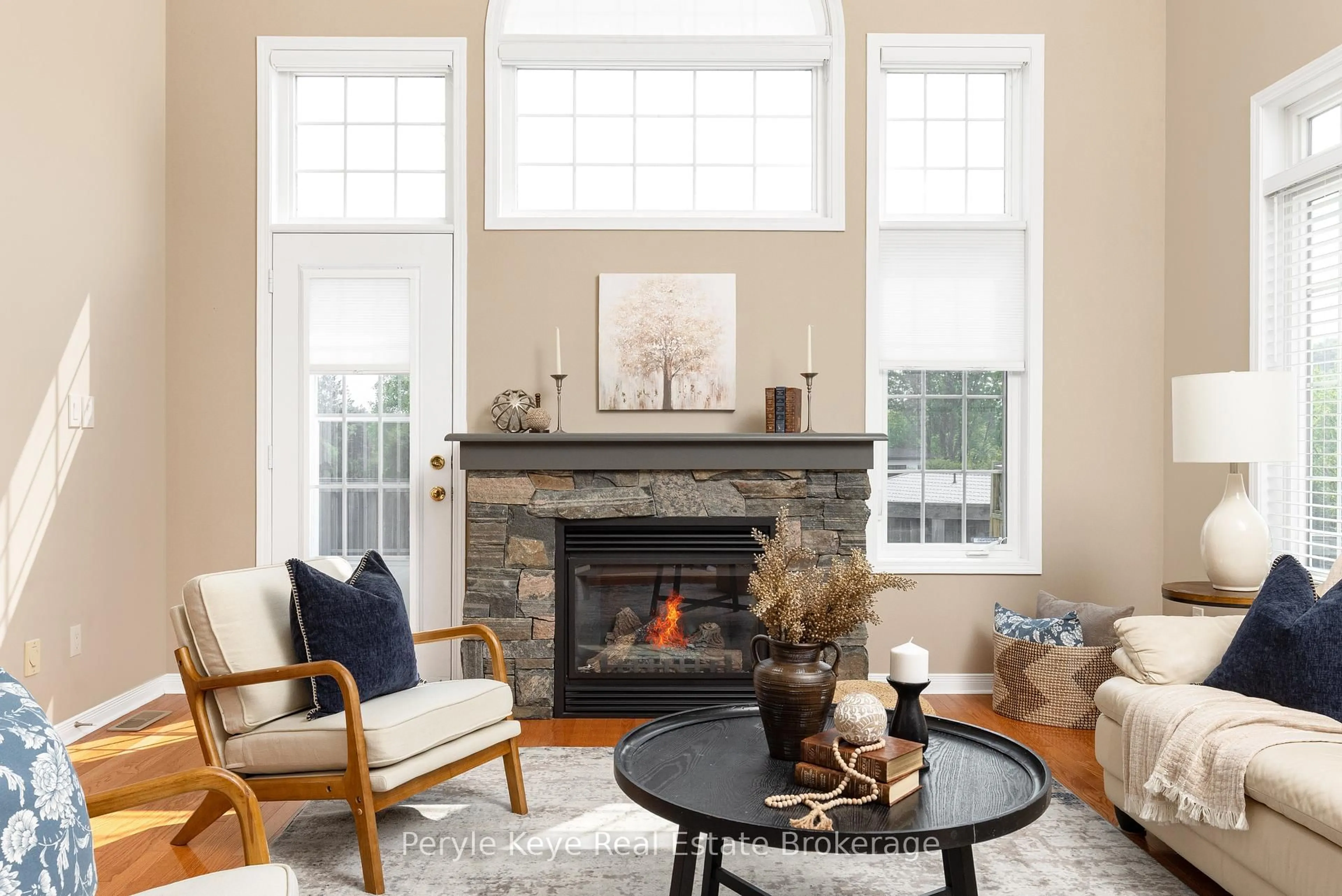Living room with furniture, unknown for 30 Durham Rd, Bracebridge Ontario P1L 0B7