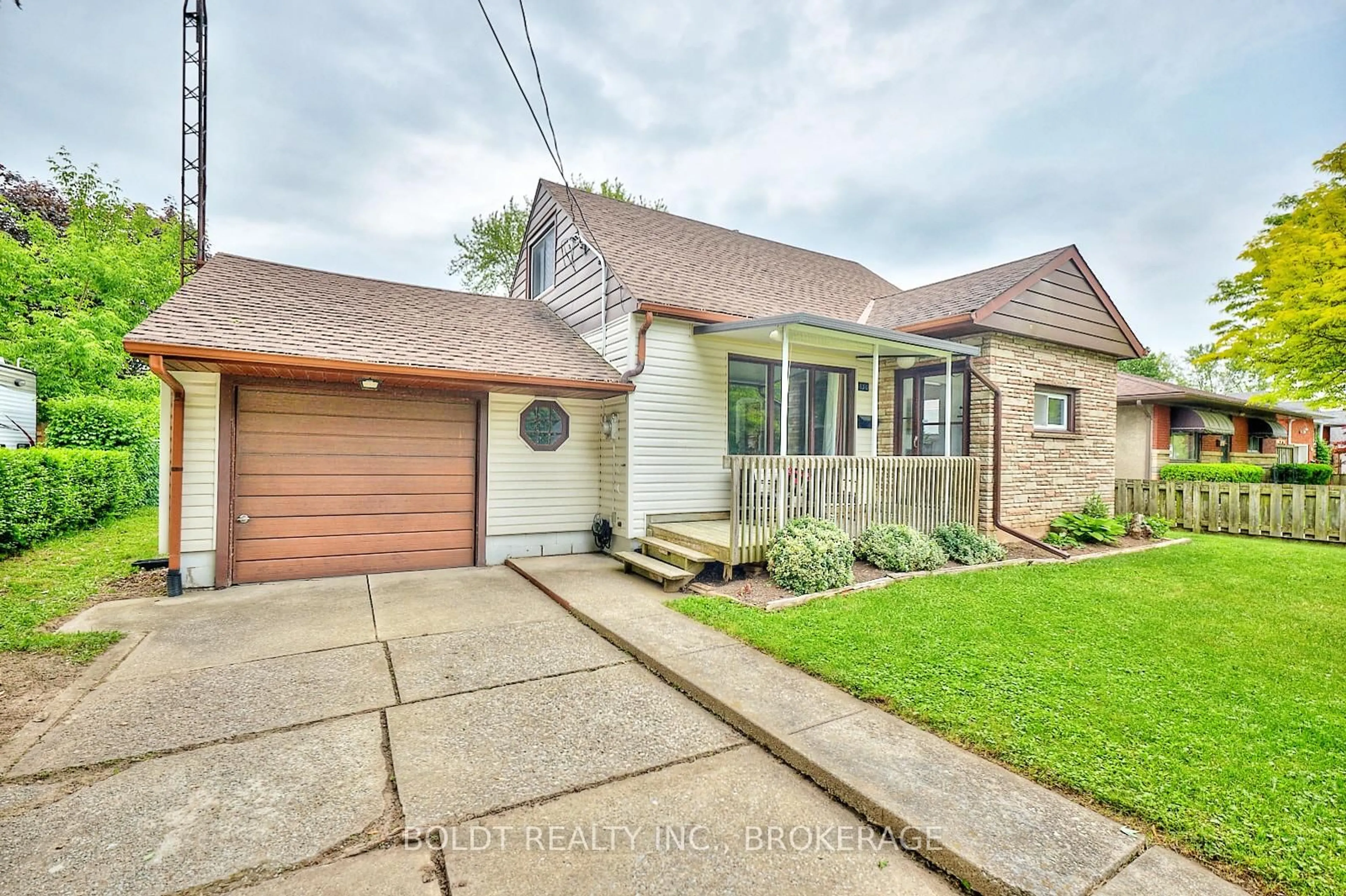 Unknown for 130 GADSBY Ave, Welland Ontario L3C 1A9
