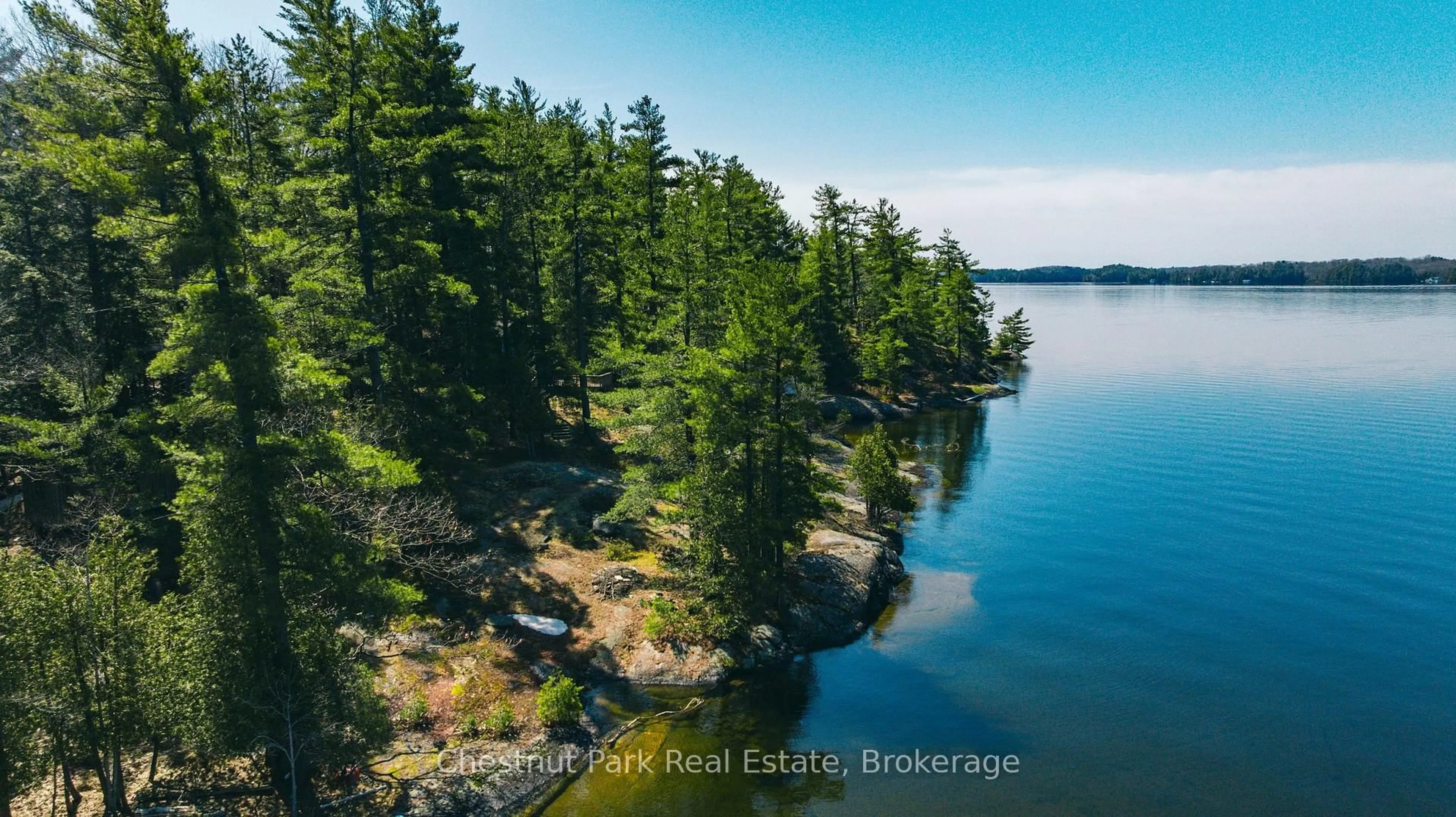 A pic from outside/outdoor area/front of a property/back of a property/a pic from drone, water/lake/river/ocean view for 257 Tobin Island, Muskoka Lakes Ontario P0B 1J0