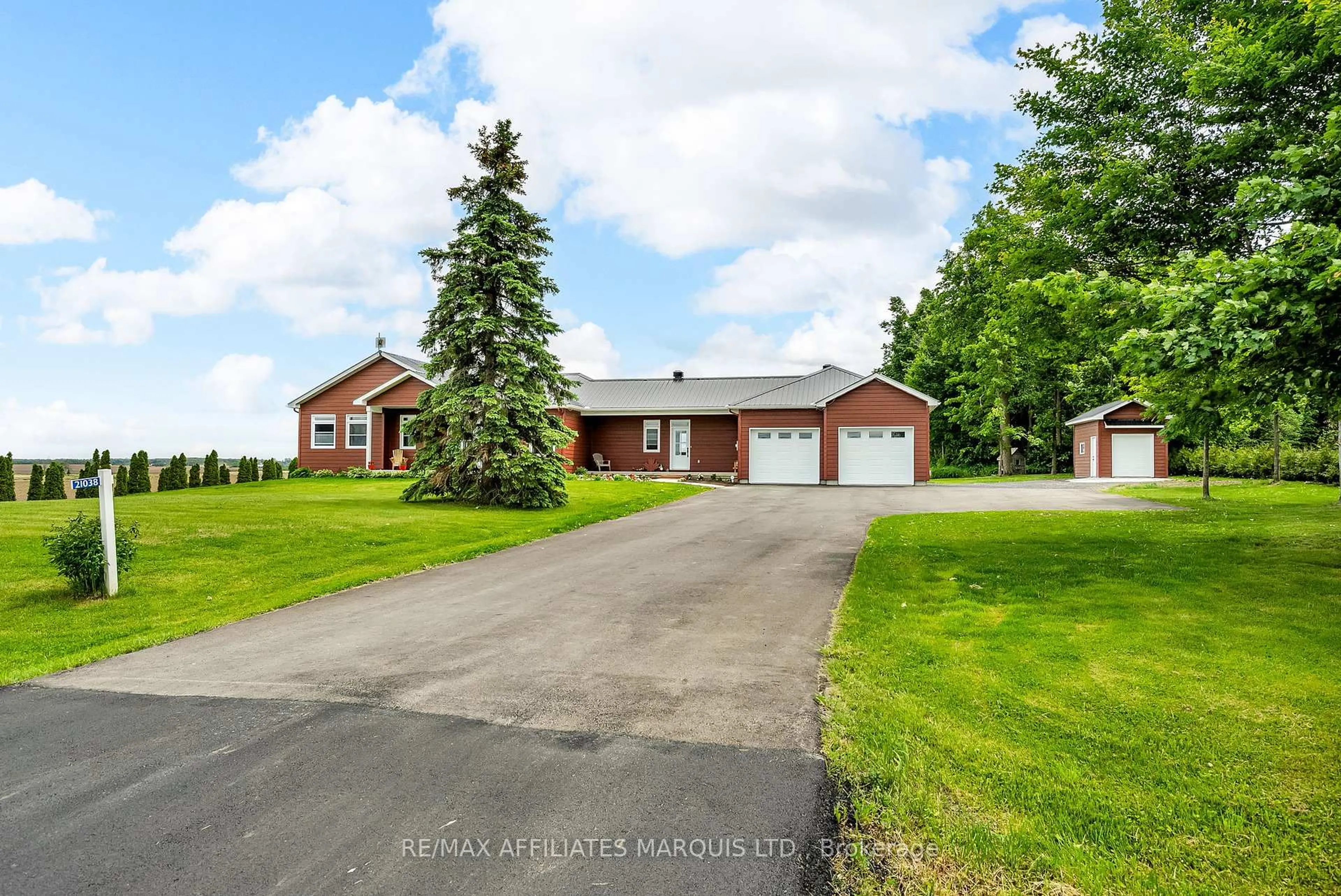 A pic from outside/outdoor area/front of a property/back of a property/a pic from drone, street for 21038 Mccormick Rd, North Glengarry Ontario K0C 1A0
