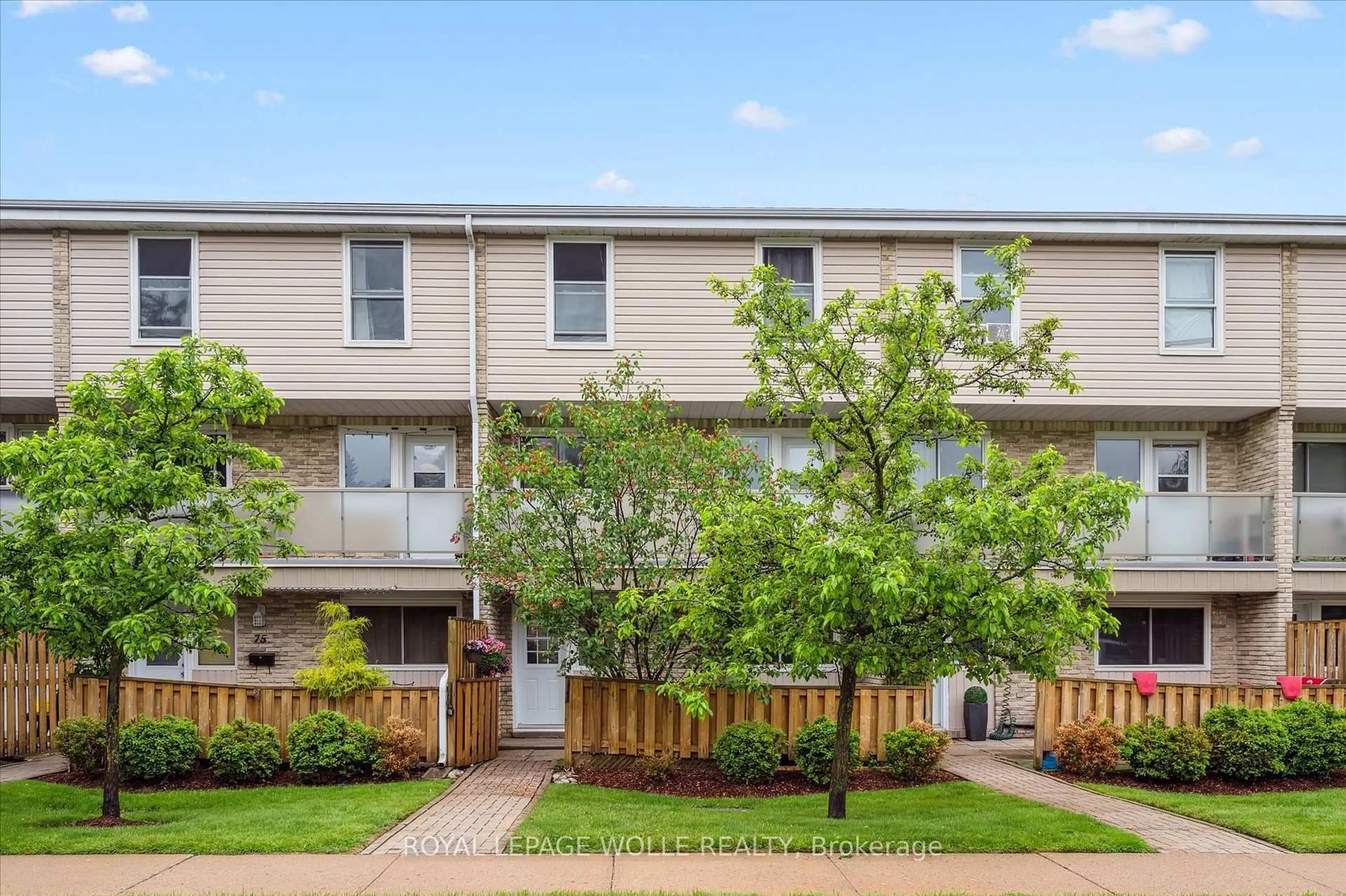 Unknown for 35 Breckenridge Dr #74, Kitchener Ontario N2B 3H5