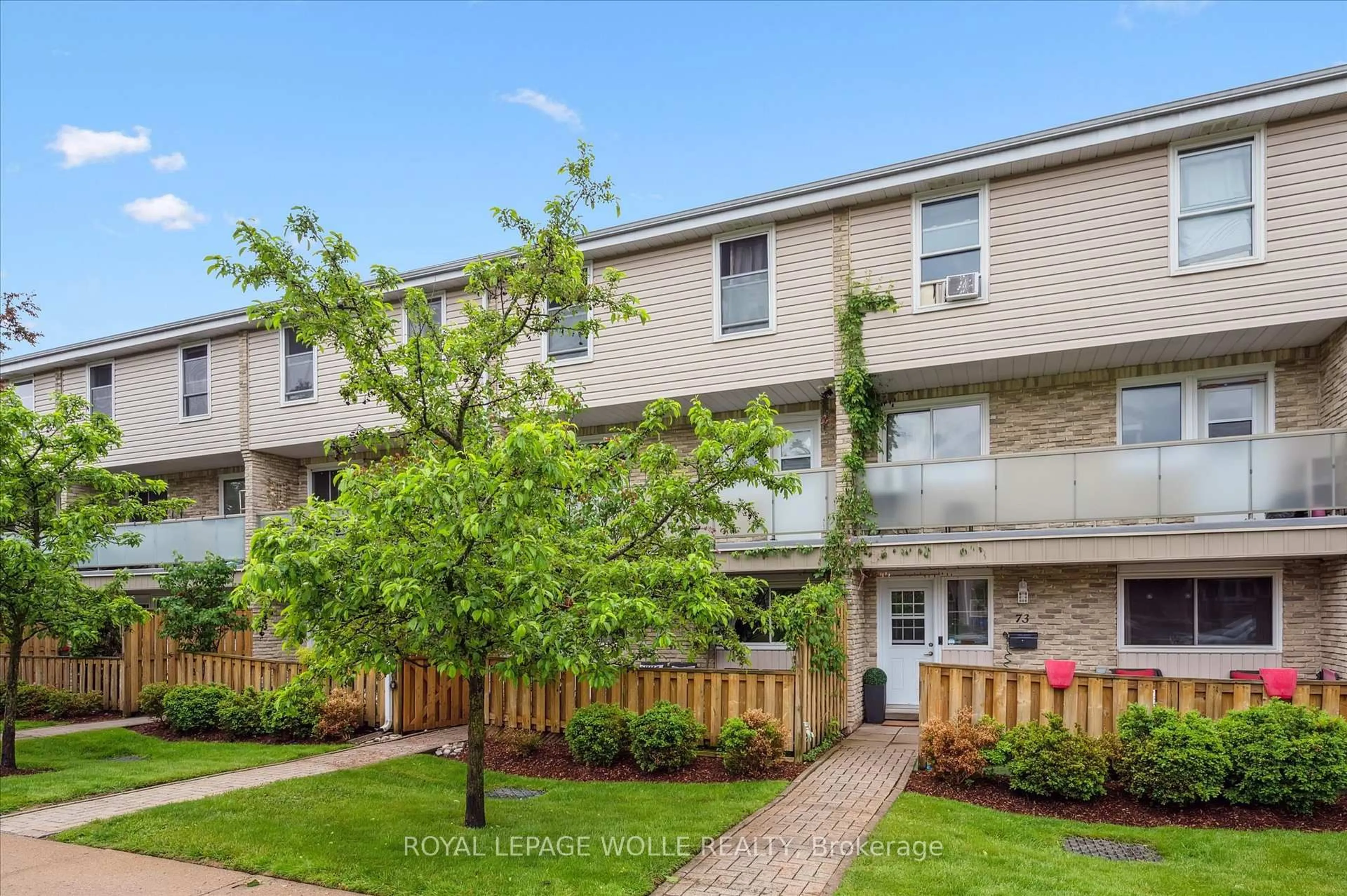 Patio, street for 35 Breckenridge Dr #74, Kitchener Ontario N2B 3H5