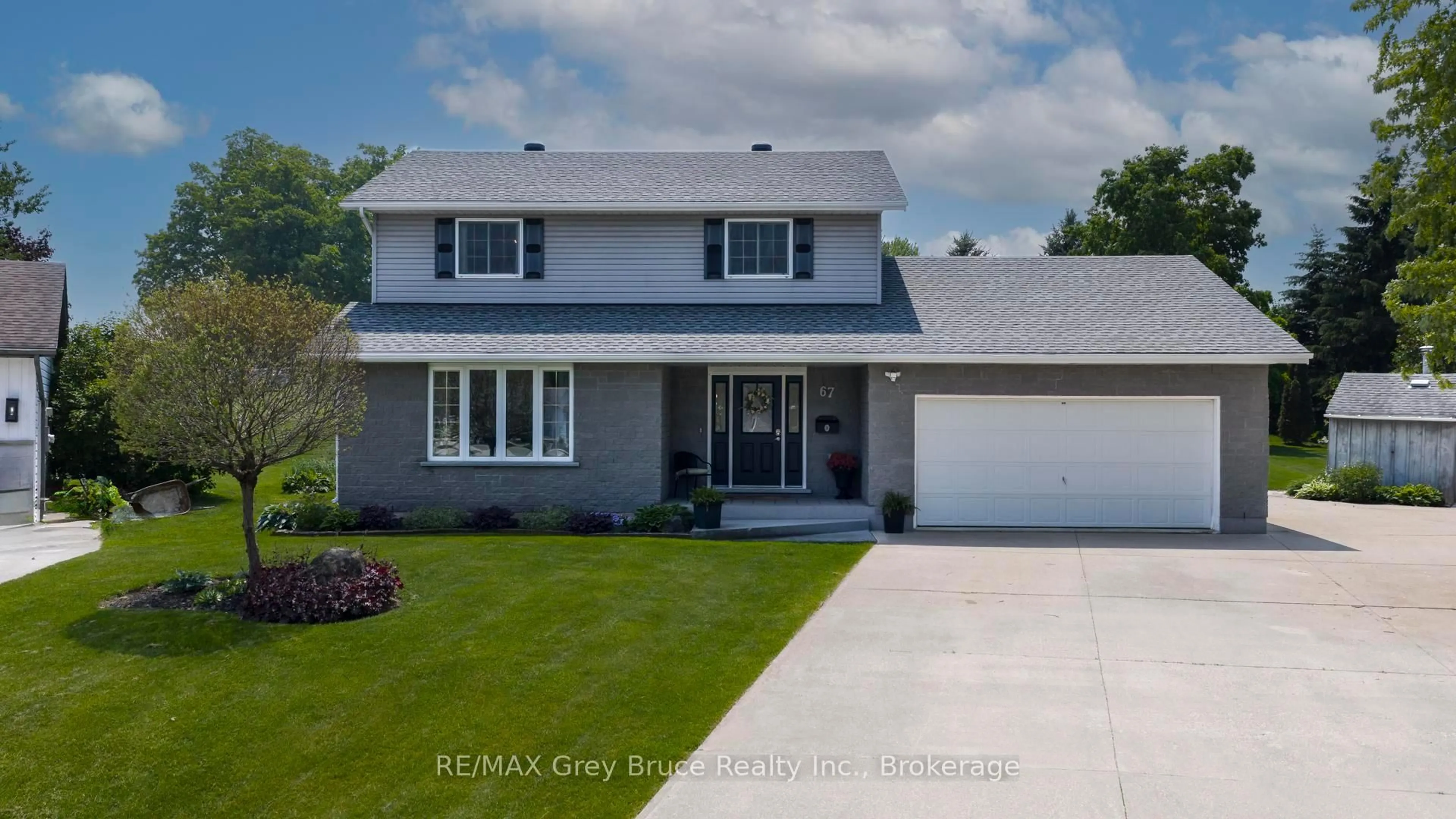 Home with vinyl exterior material, street for 67 JOHN St, Arran-Elderslie Ontario N0H 2N0