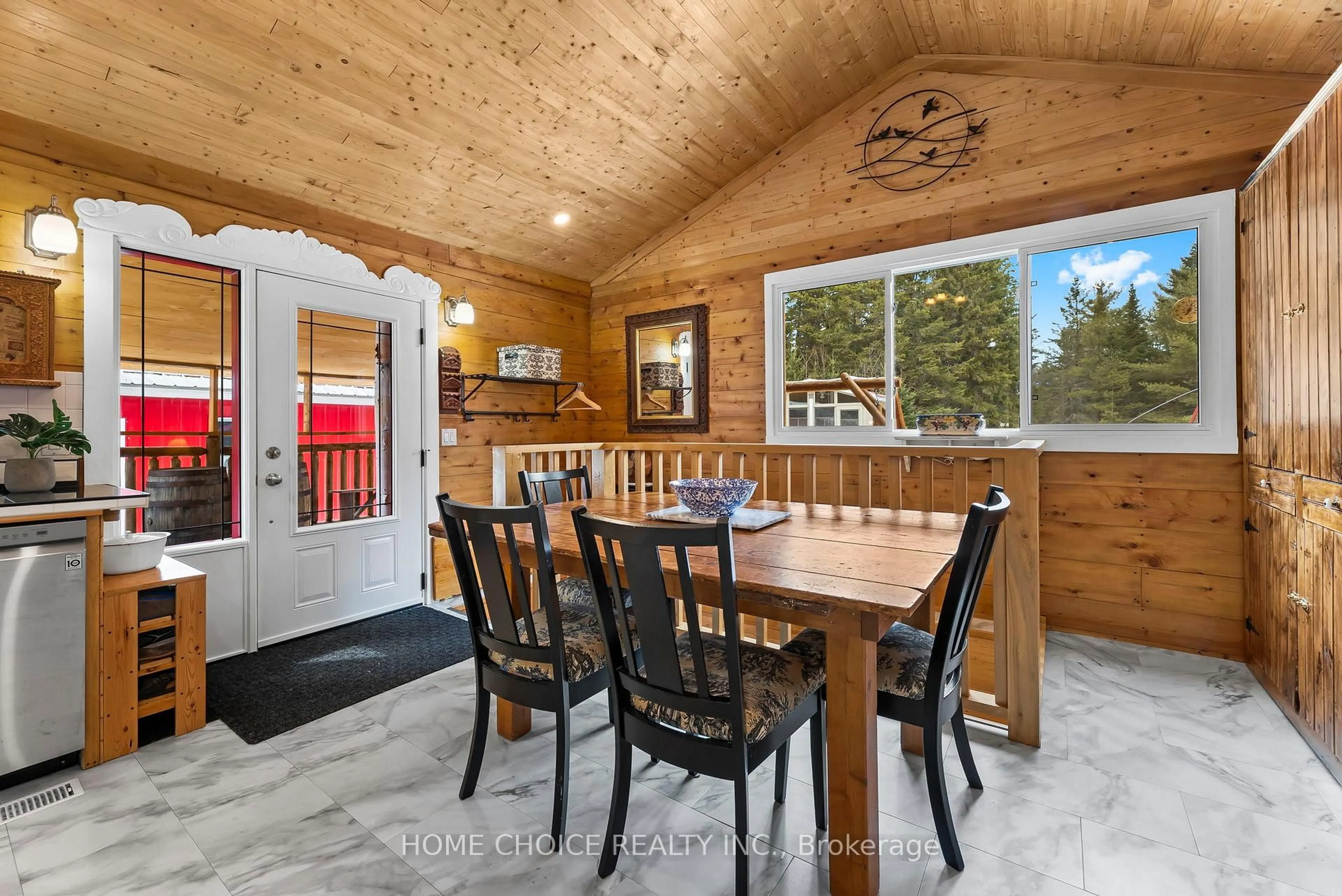 Dining room, unknown for 1190 North Baptiste Lake Rd, Maynooth Ontario K0L 2S0