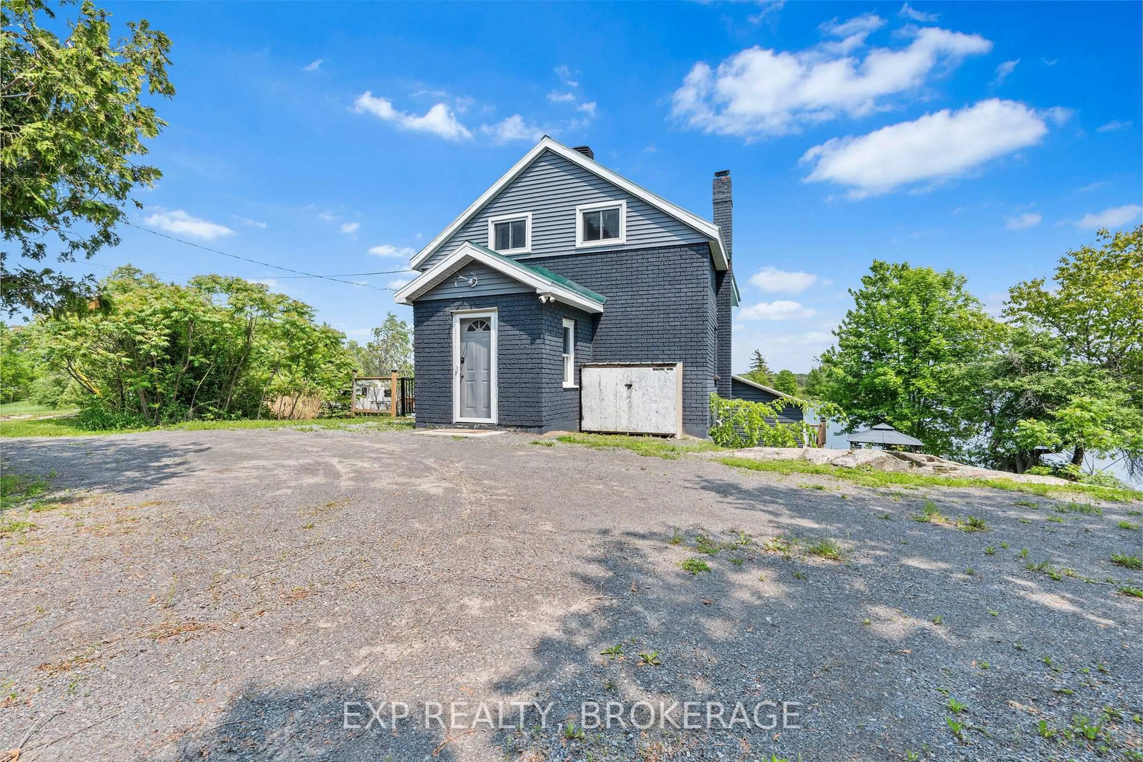 A pic from outside/outdoor area/front of a property/back of a property/a pic from drone, unknown for 1217 GILES Lane, Godfrey Ontario K0H 1T0