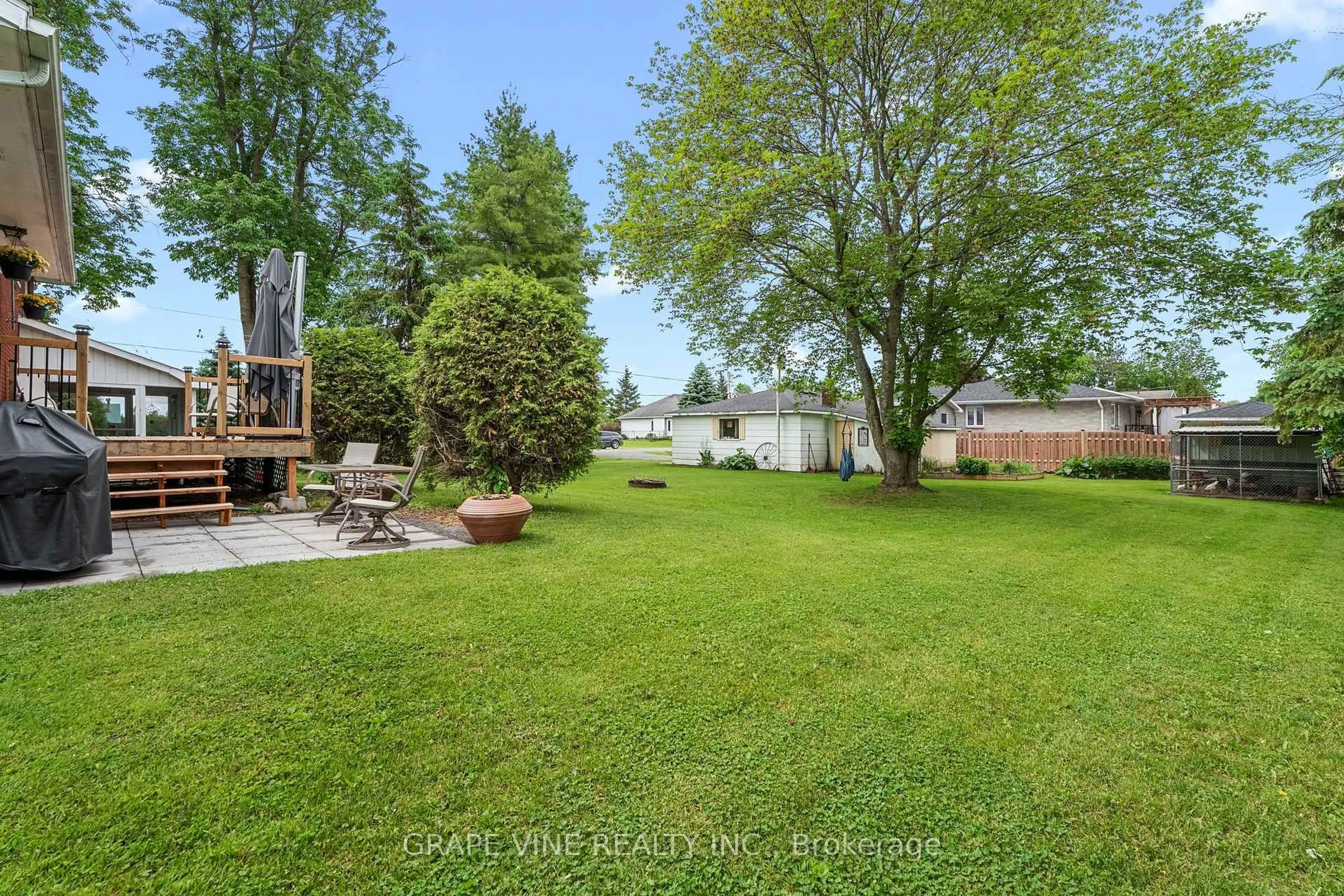 A pic from outside/outdoor area/front of a property/back of a property/a pic from drone, water/lake/river/ocean view for 3698 Mcbean St, Richmond Ontario K0A 2Z0