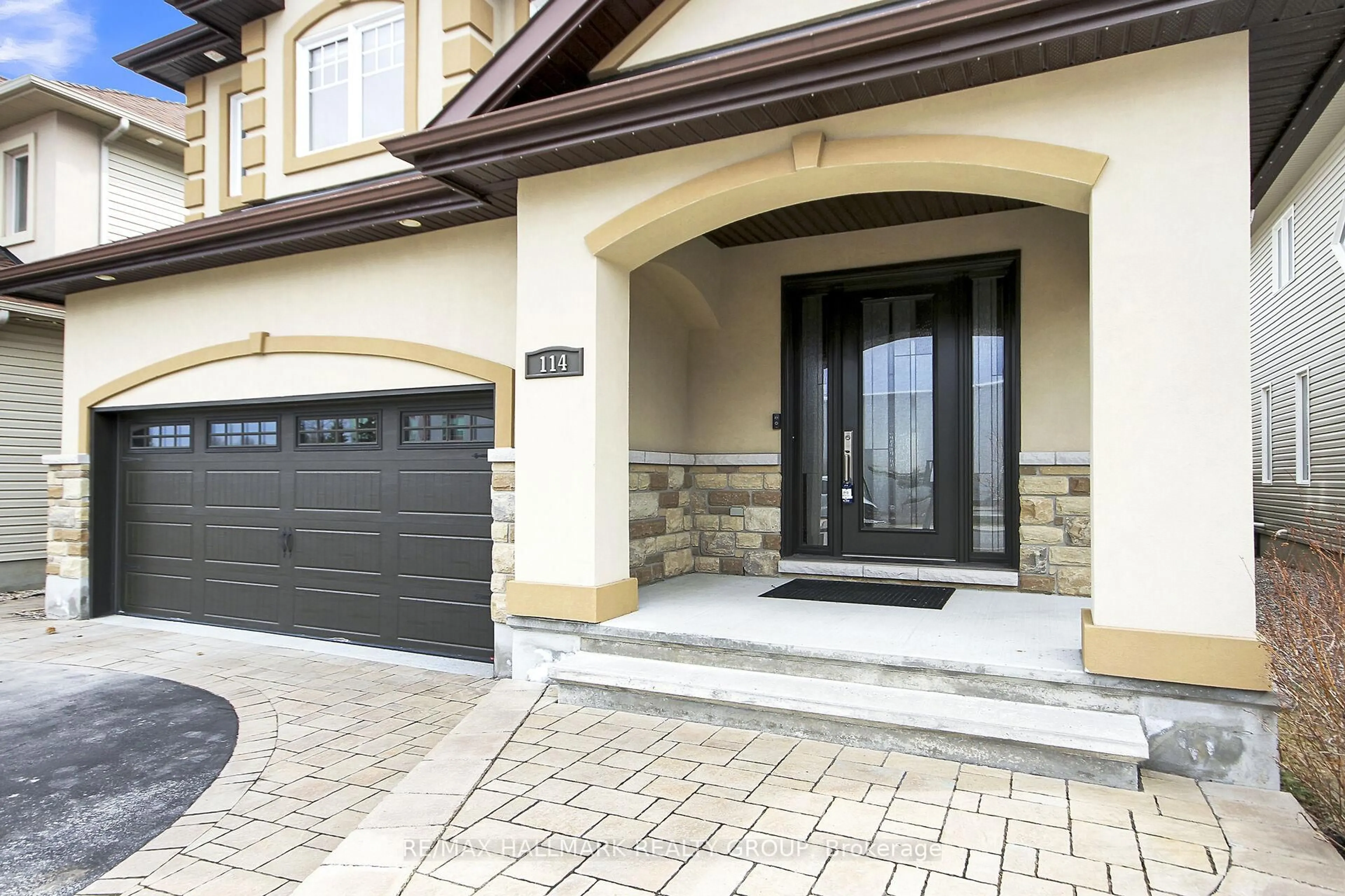Unknown for 114 Hartsmere Dr, Stittsville Ontario K2S 2G1
