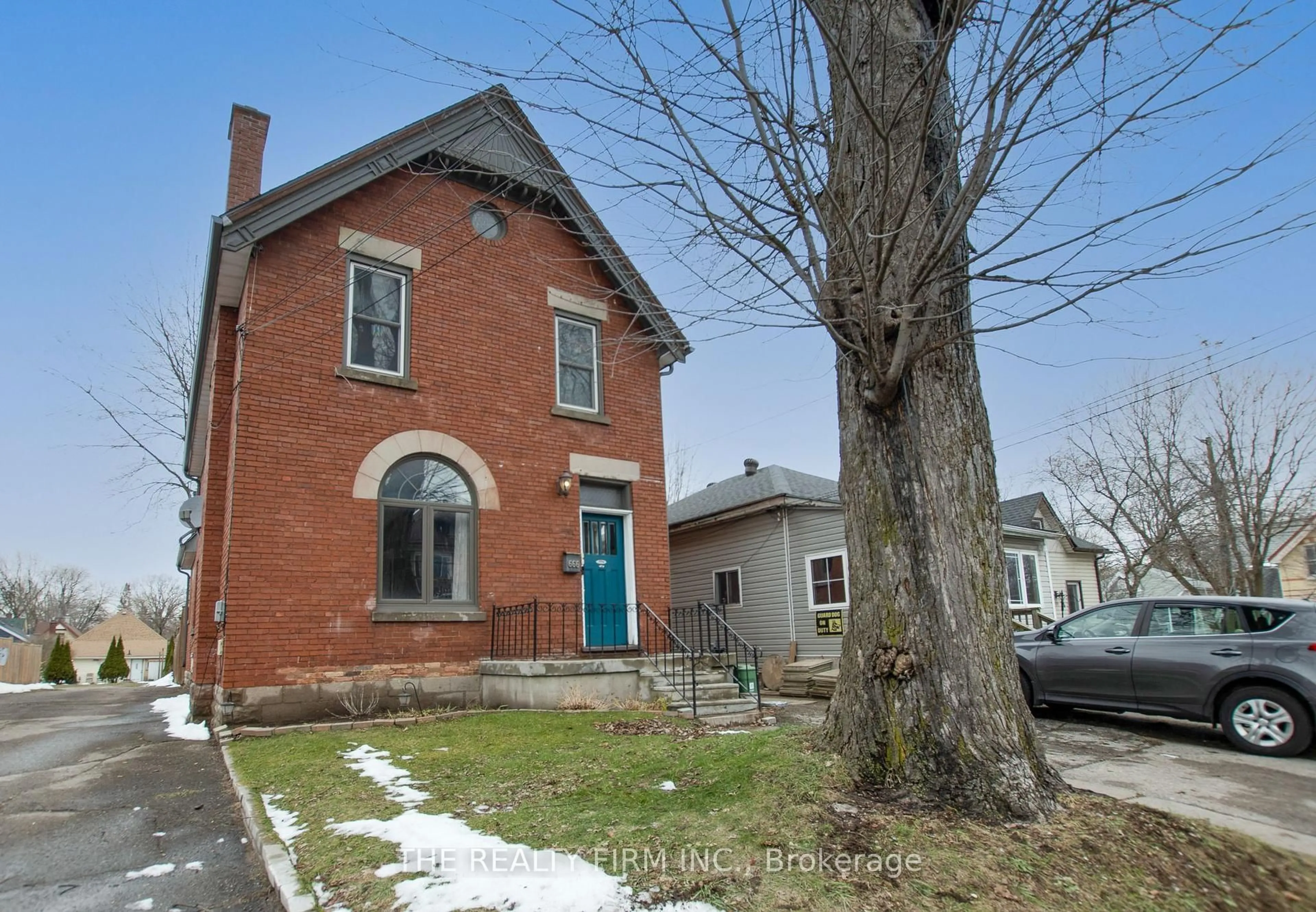 Home with brick exterior material, street for 666 Lorne Ave, London East Ontario N5W 3K5
