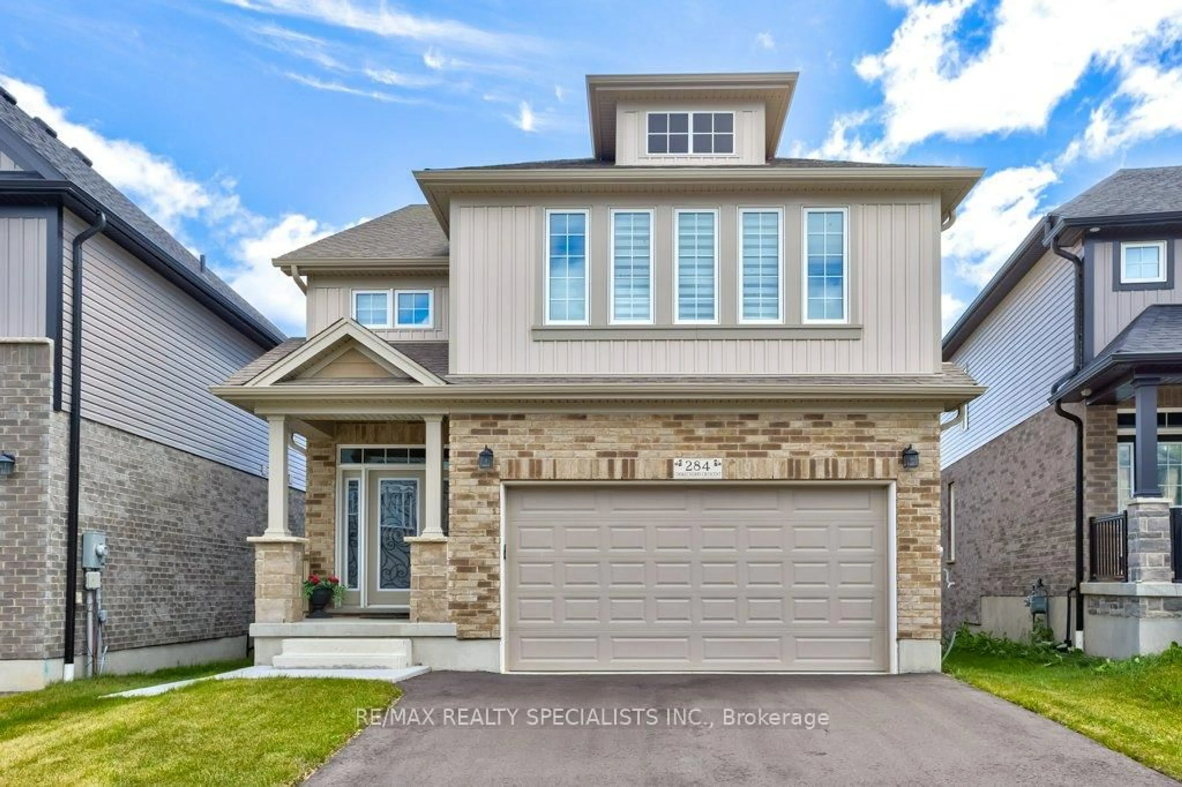 Home with brick exterior material, street for 284 Chokecherry Cres, Waterloo Ontario N2V 0H1