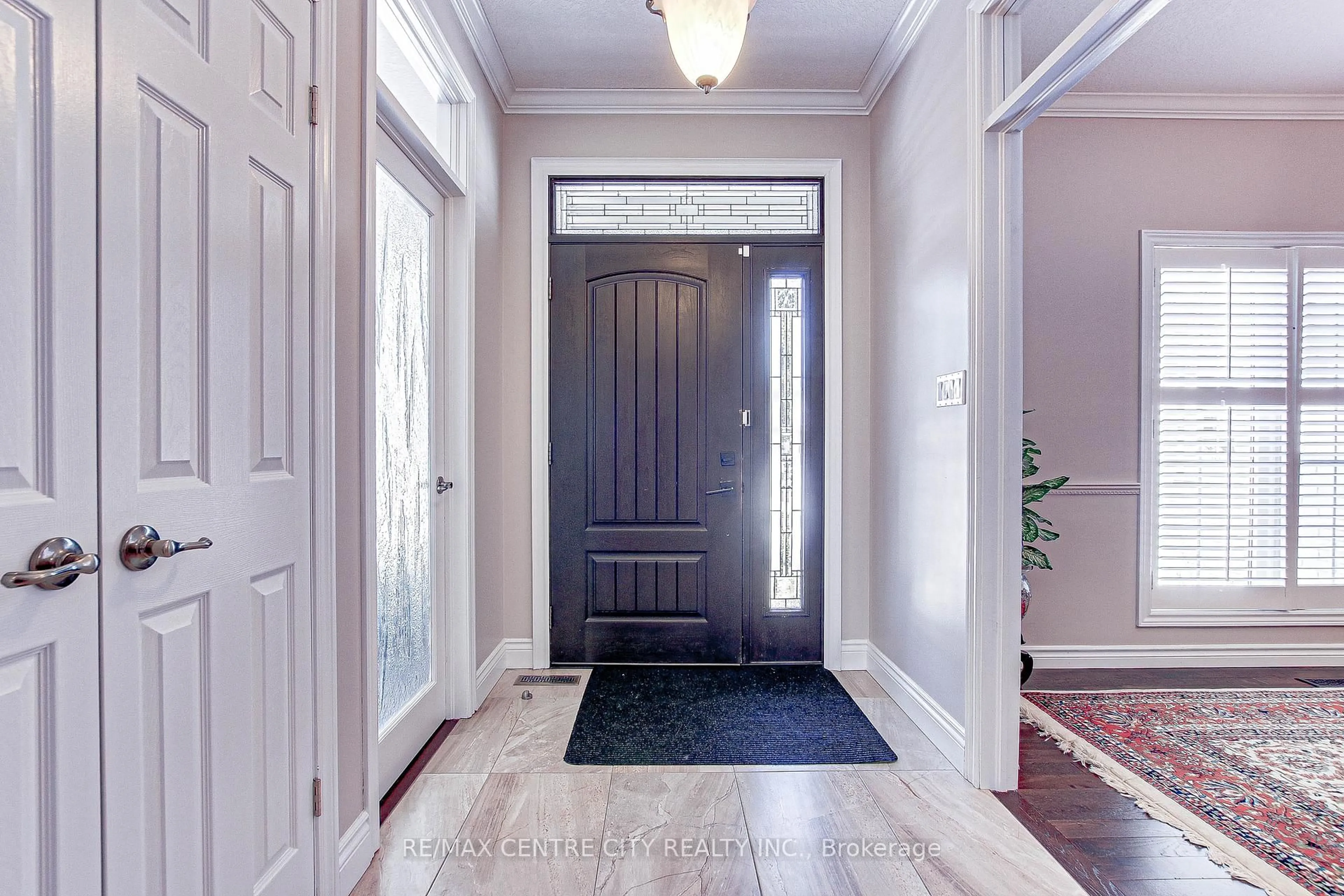 Indoor entryway for 50 Exmoor Pl, London North Ontario N5X 3W2