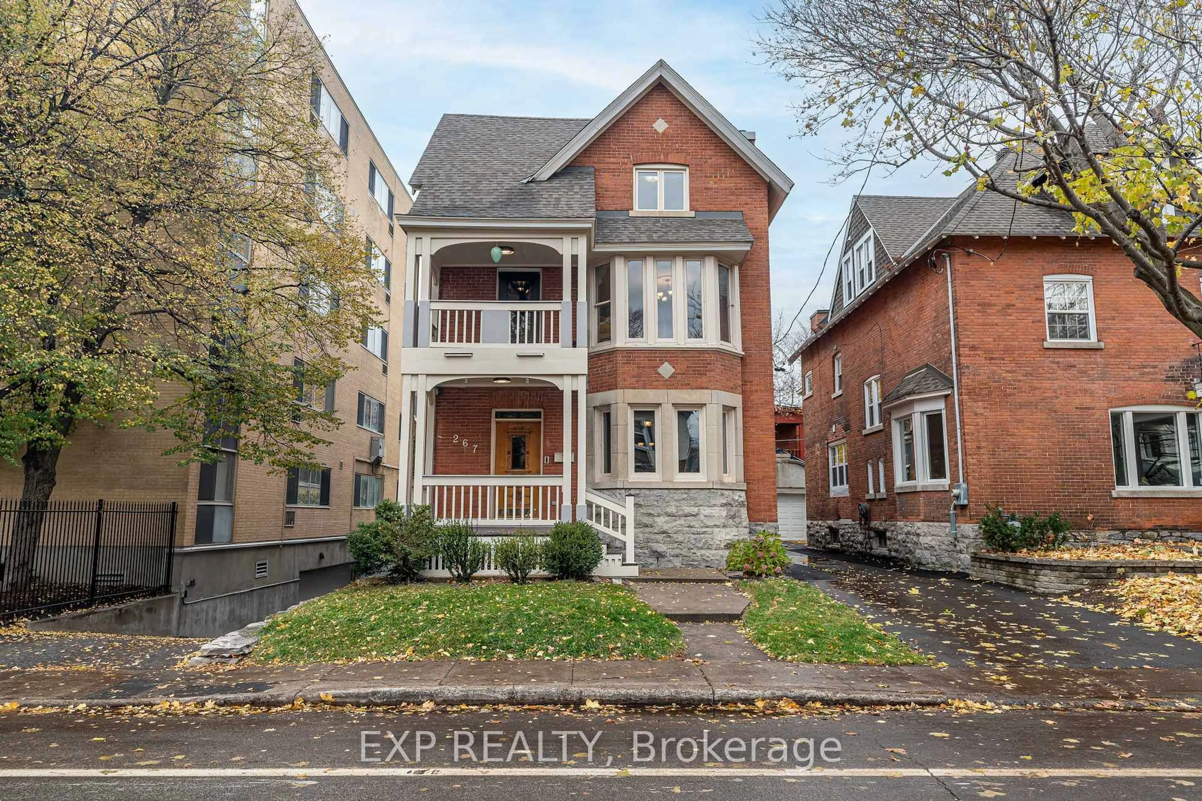 Home with brick exterior material, street for 267 Stewart St, Ottawa Ontario K1N 6K3