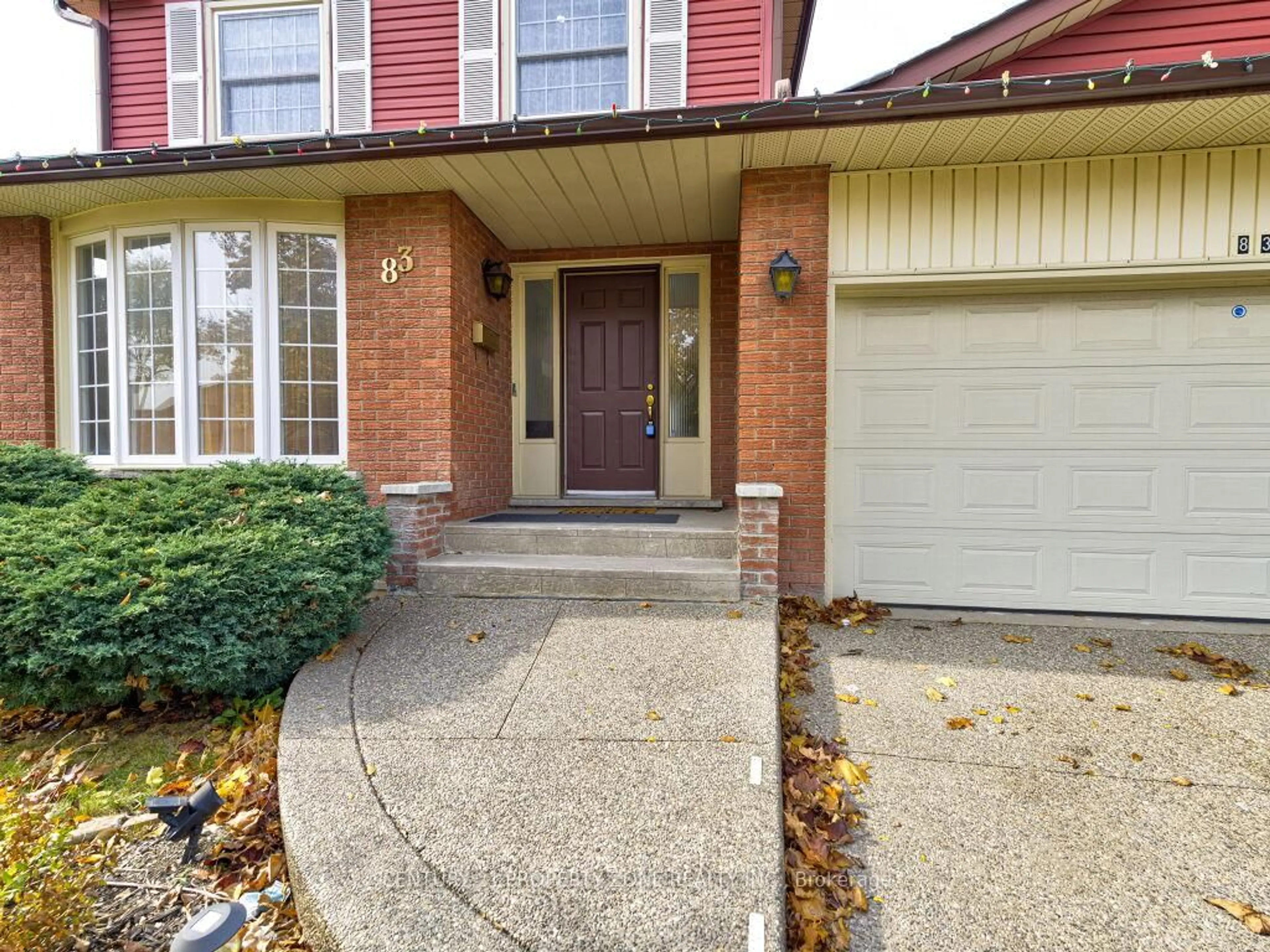 Unknown for 83 Pinewarbler Dr, Hamilton Ontario L9A 4Z5