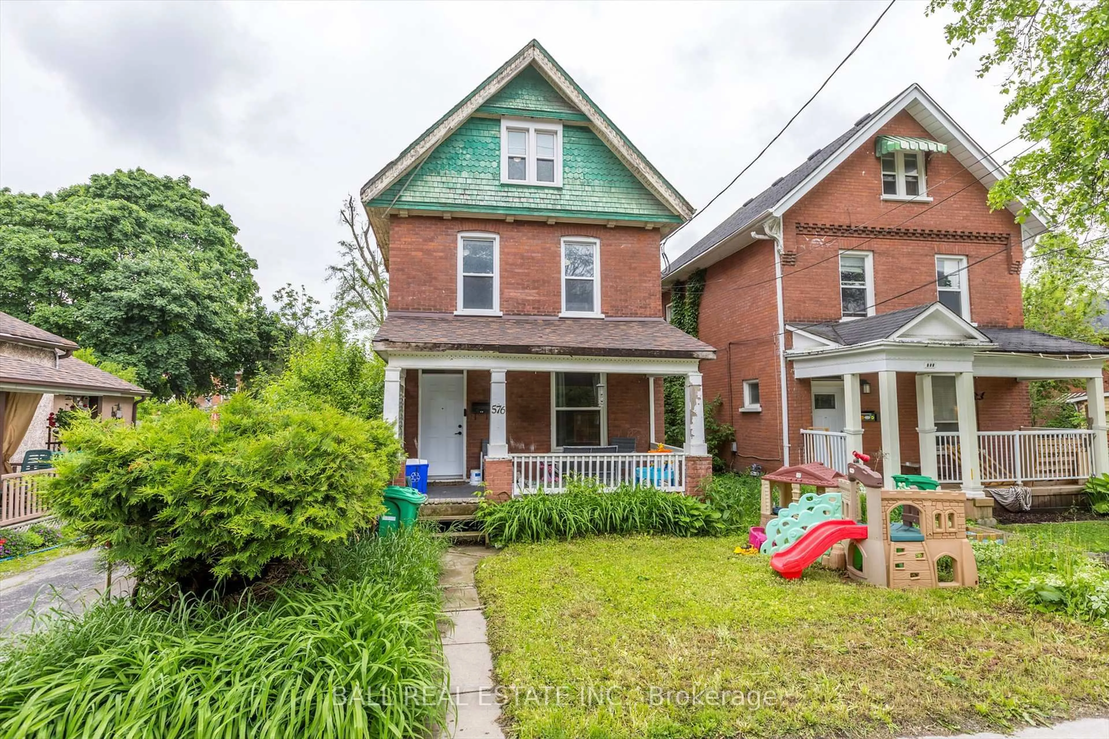 Home with brick exterior material, street for 576 Bethune St, Peterborough Central Ontario K9H 3Z8