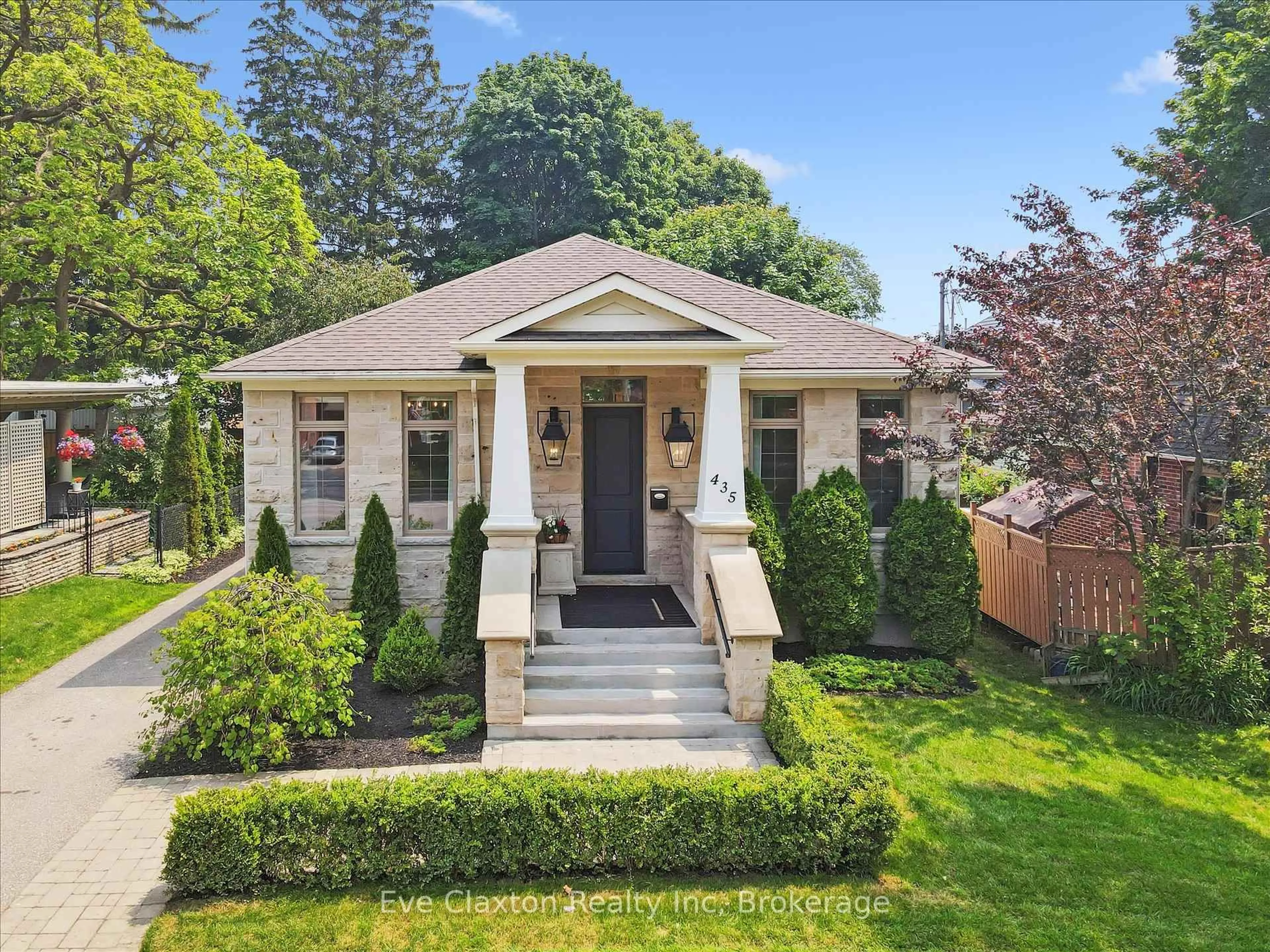 Home with brick exterior material, street for 435 Laurel St, Cambridge Ontario N3H 3Y7