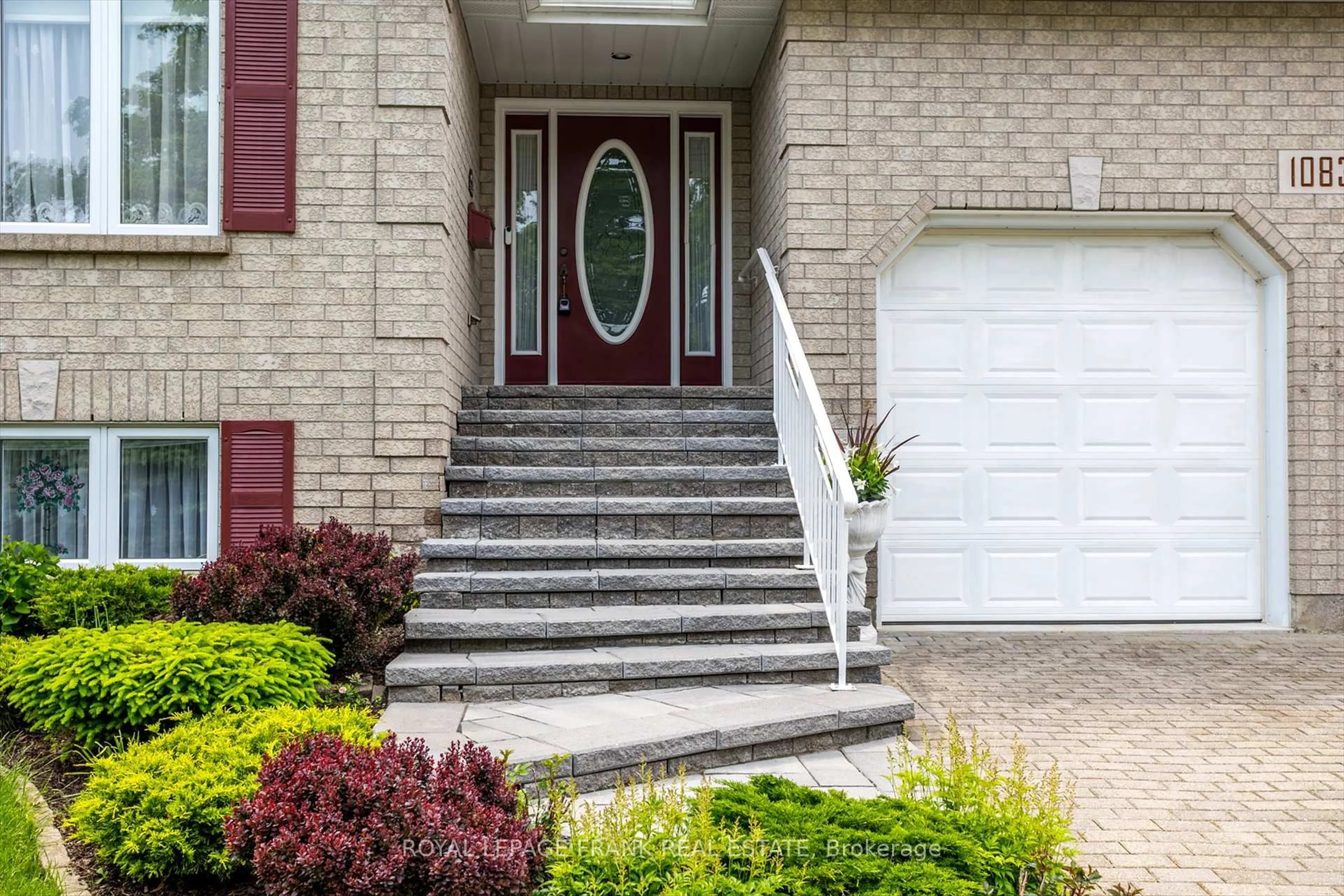 Unknown for 1083 Danita Blvd, Peterborough West Ontario K9J 7K7
