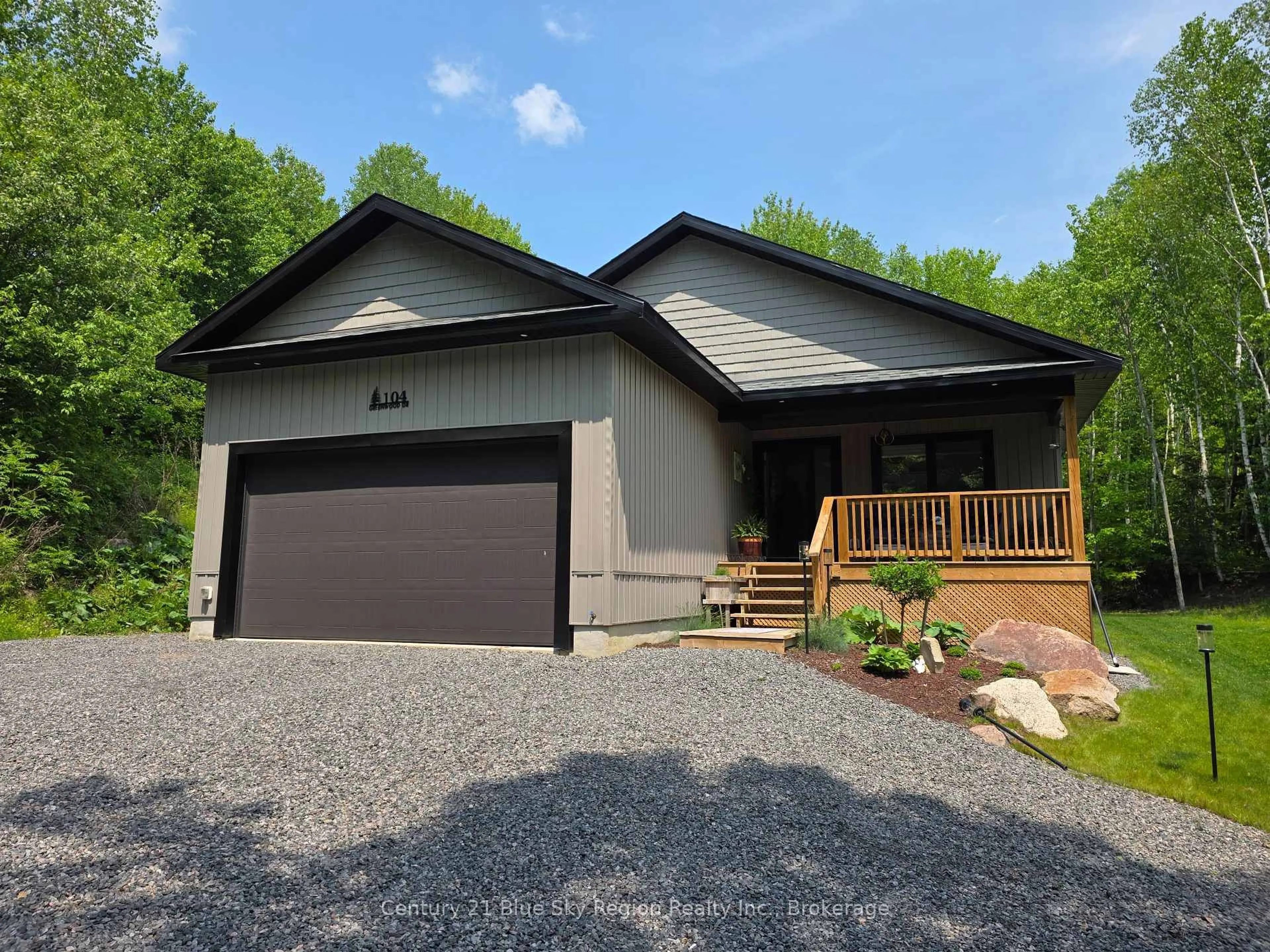 Home with vinyl exterior material, unknown for 104 GREENWOOD Dr, Bonfield Ontario P0H 1E0