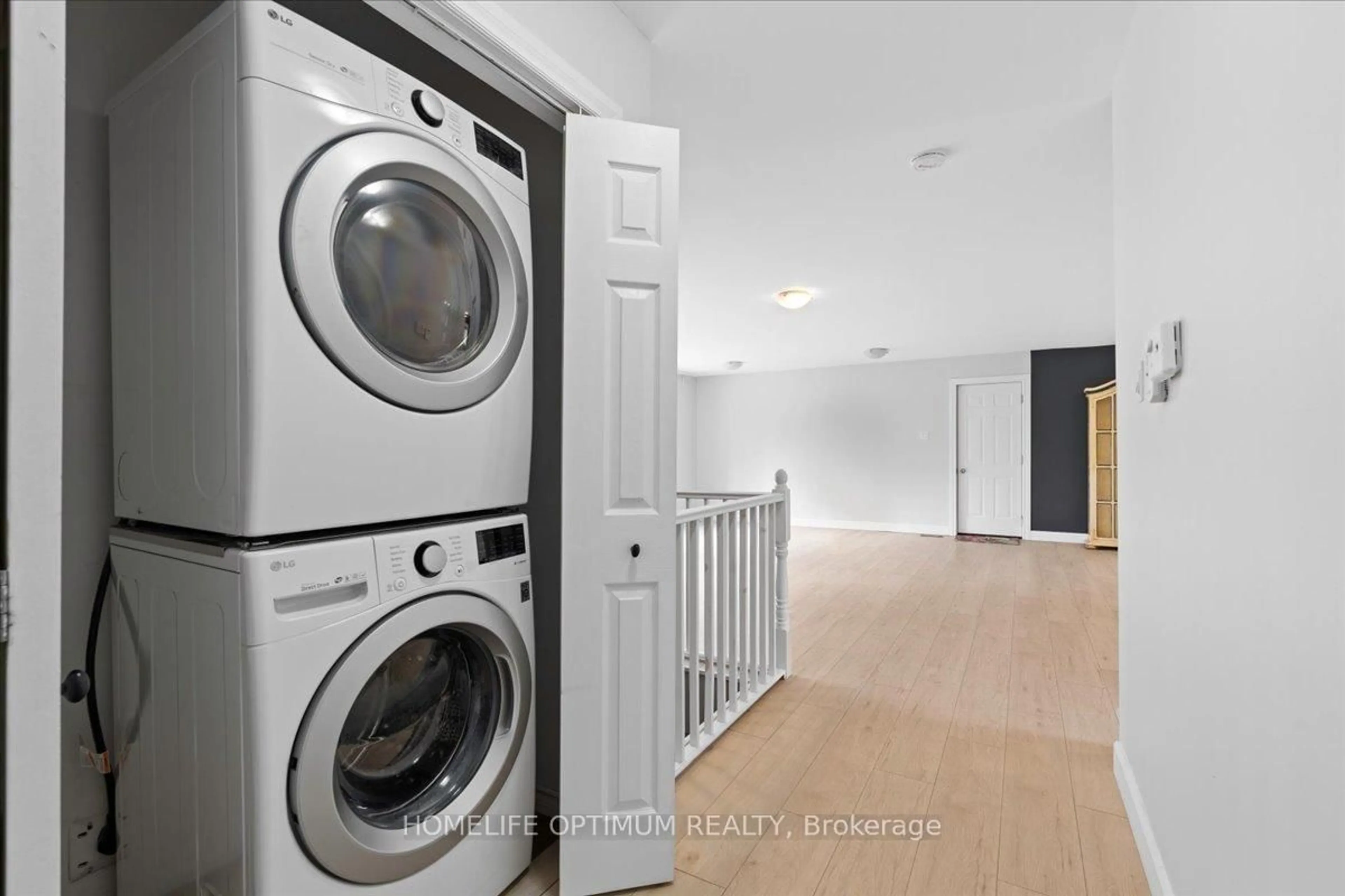 Laundry room for 909 HARTS Rd, Madoc Ontario K0K 2K0
