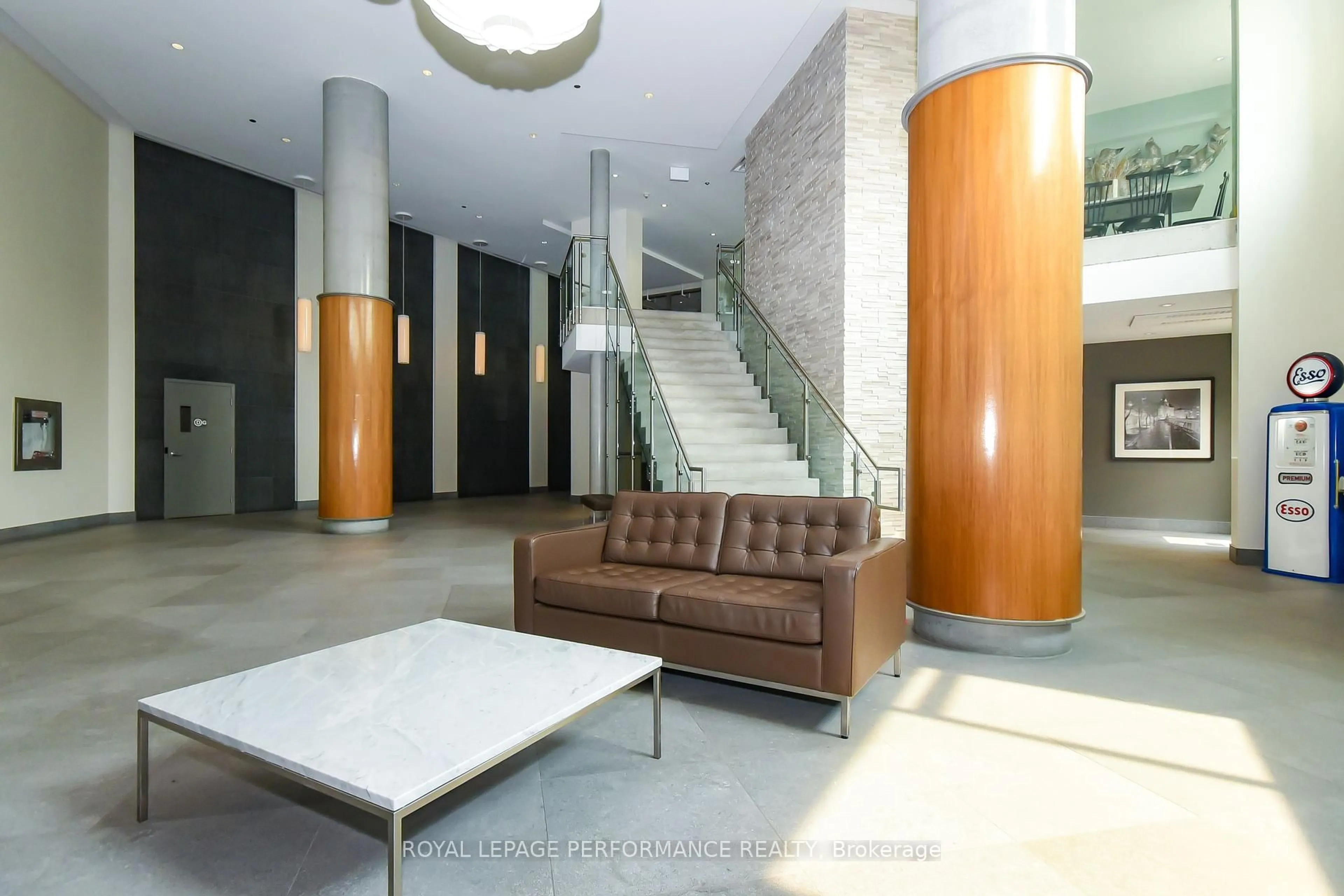 Lobby for 7 Marquette Ave #309A, Ottawa Ontario K1L 8A7