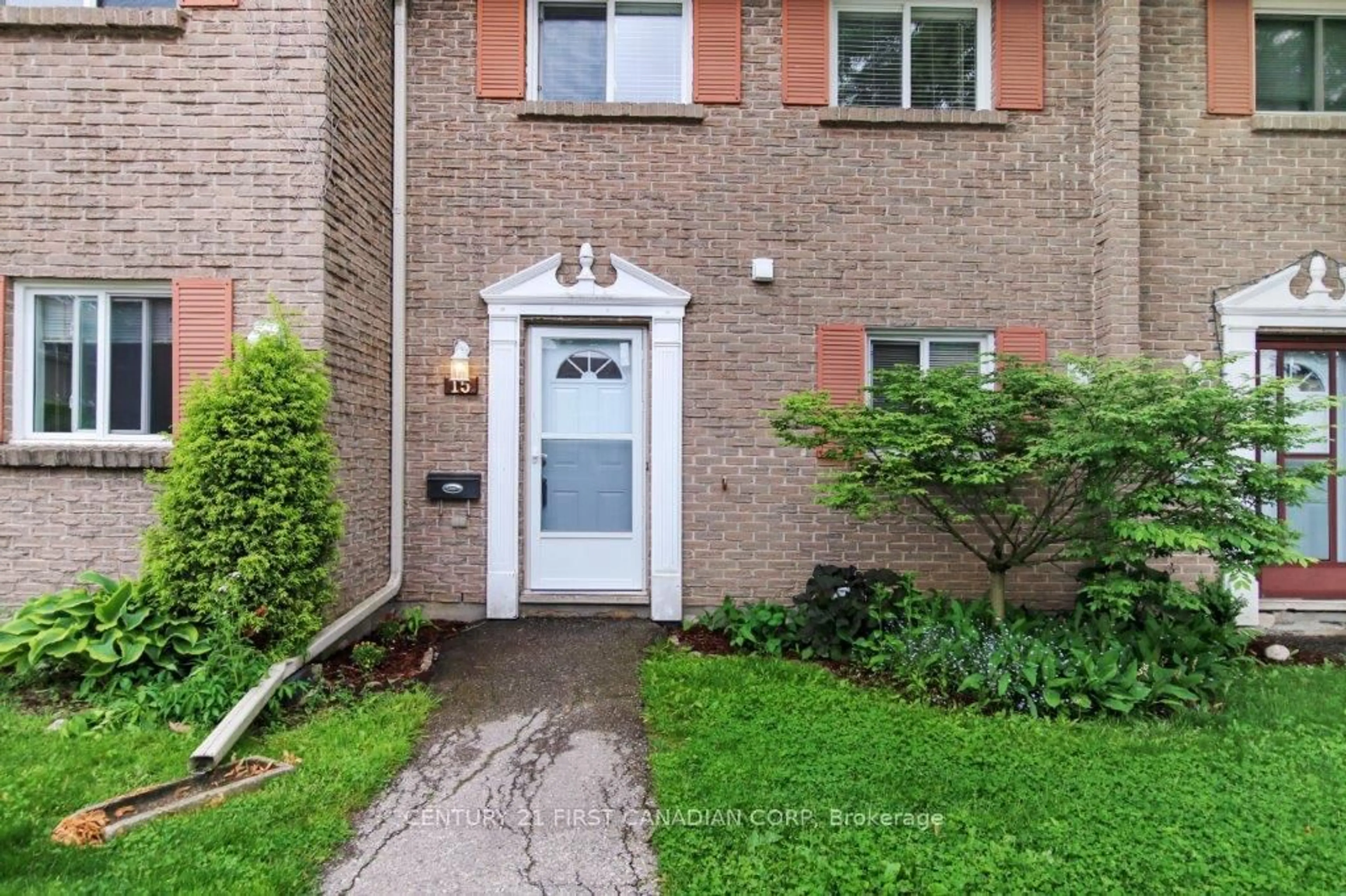 Unknown for 166 Southdale Rd #15, London South Ontario N6J 2J1