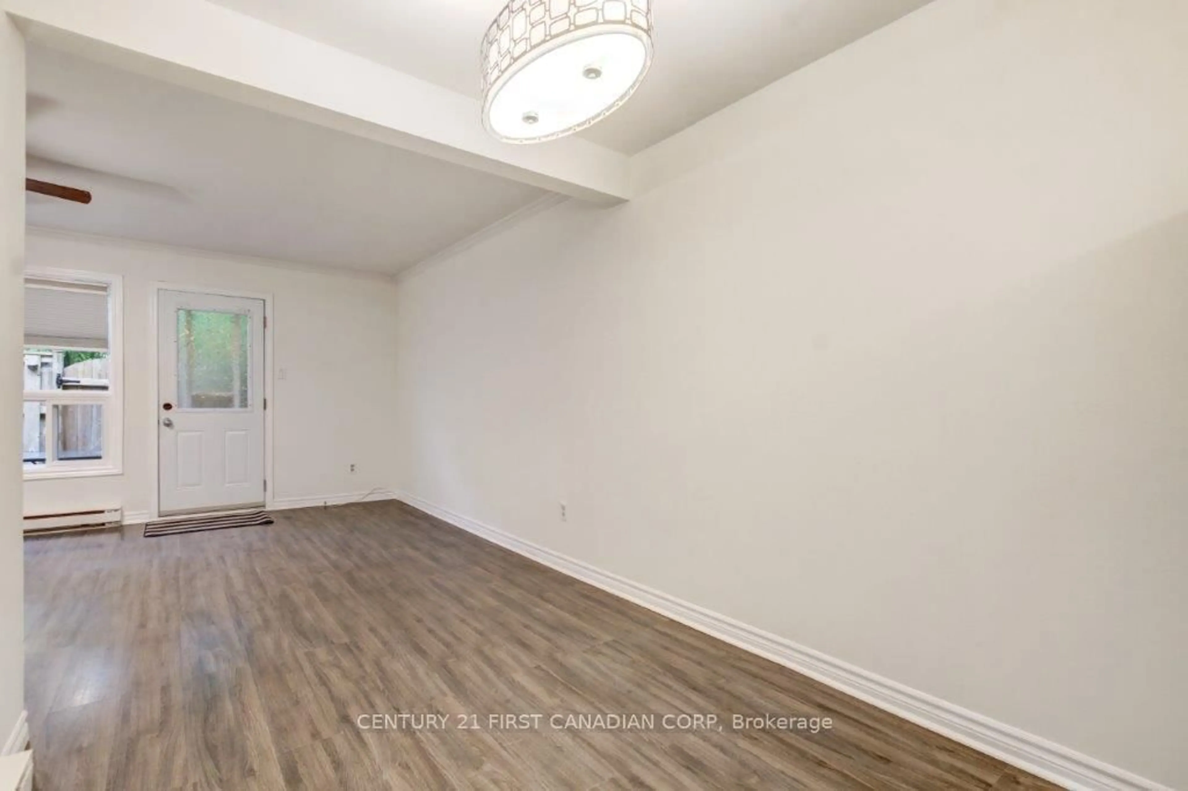A pic of a room for 166 Southdale Rd #15, London South Ontario N6J 2J1