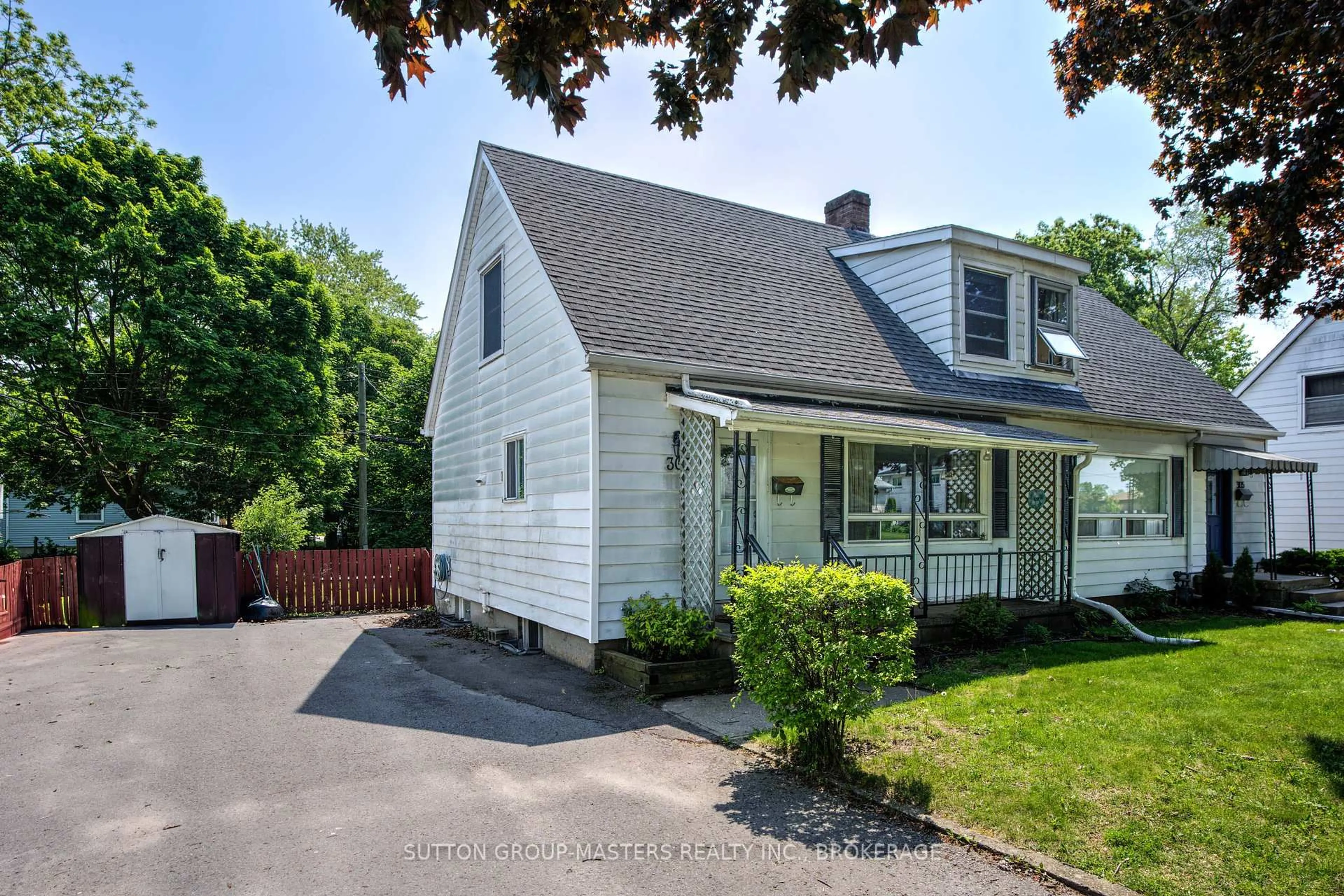 Home with vinyl exterior material, street for 307 Palace Rd, Kingston Ontario K7L 4T4