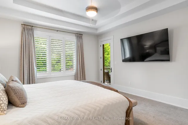 Additional property image - 303 Terrace Wood Cres