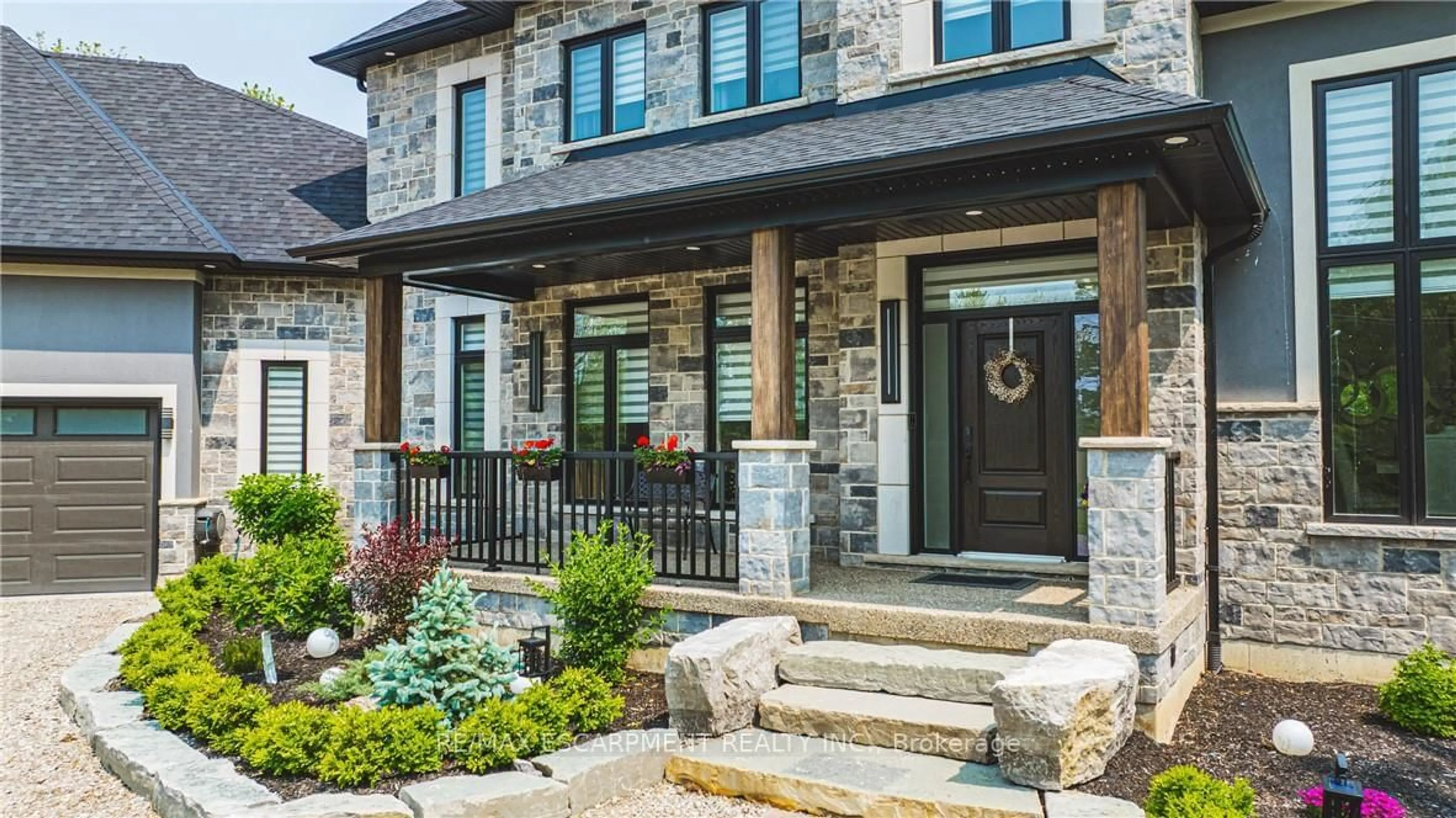 Home with brick exterior material, street for 8378 Chippewa Rd, Hamilton Ontario L0R 1W0