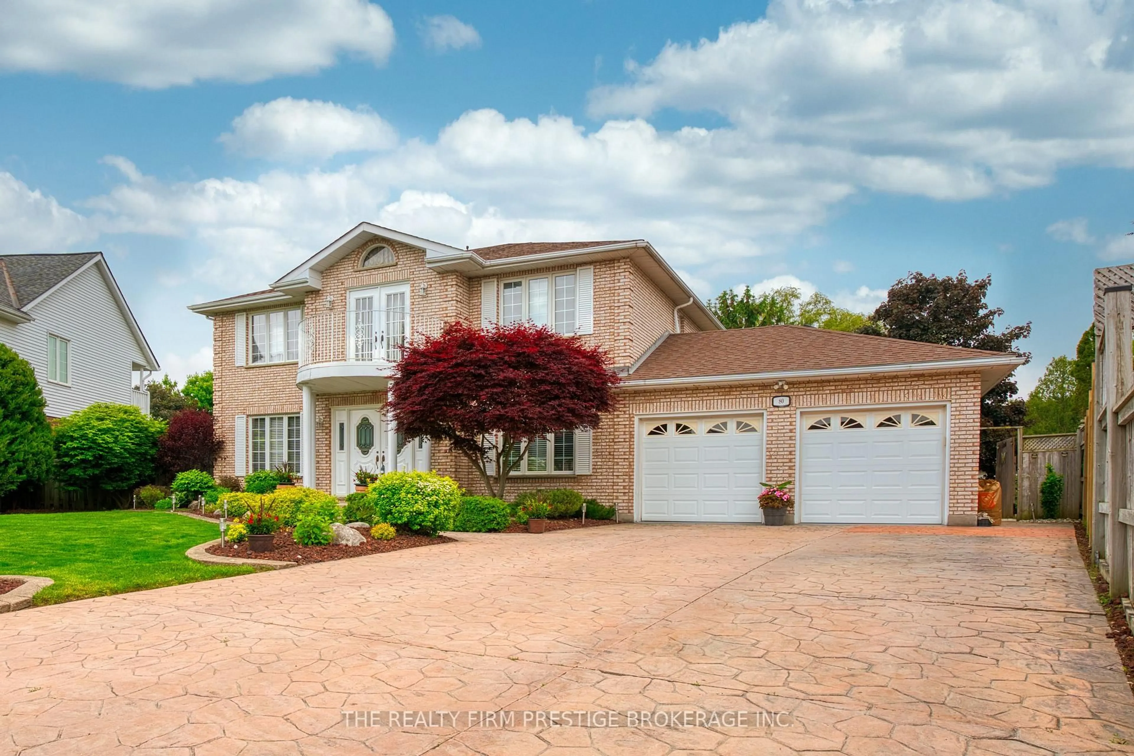 Home with vinyl exterior material, street for 80 Virginia Cres, London North Ontario N5X 3E8