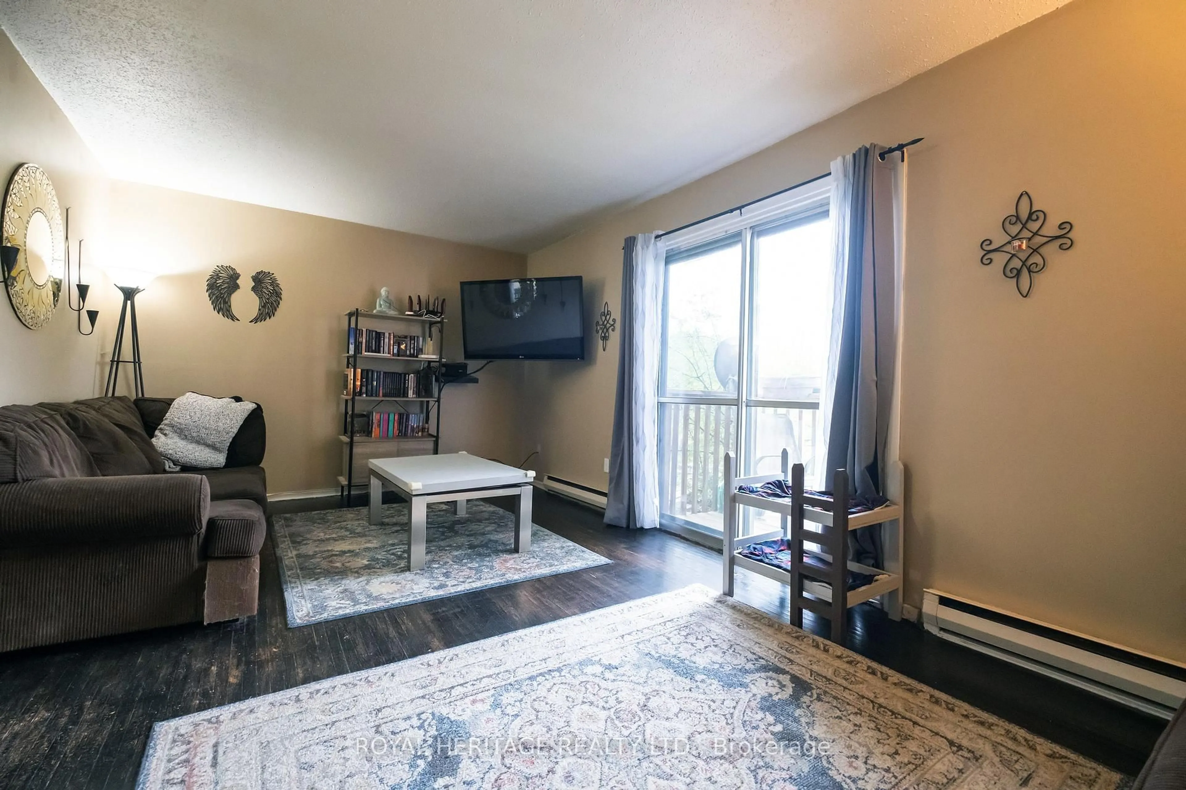 A pic of a room for 60 Prince Of Wales Dr #11E, Belleville Ontario K8P 2T5