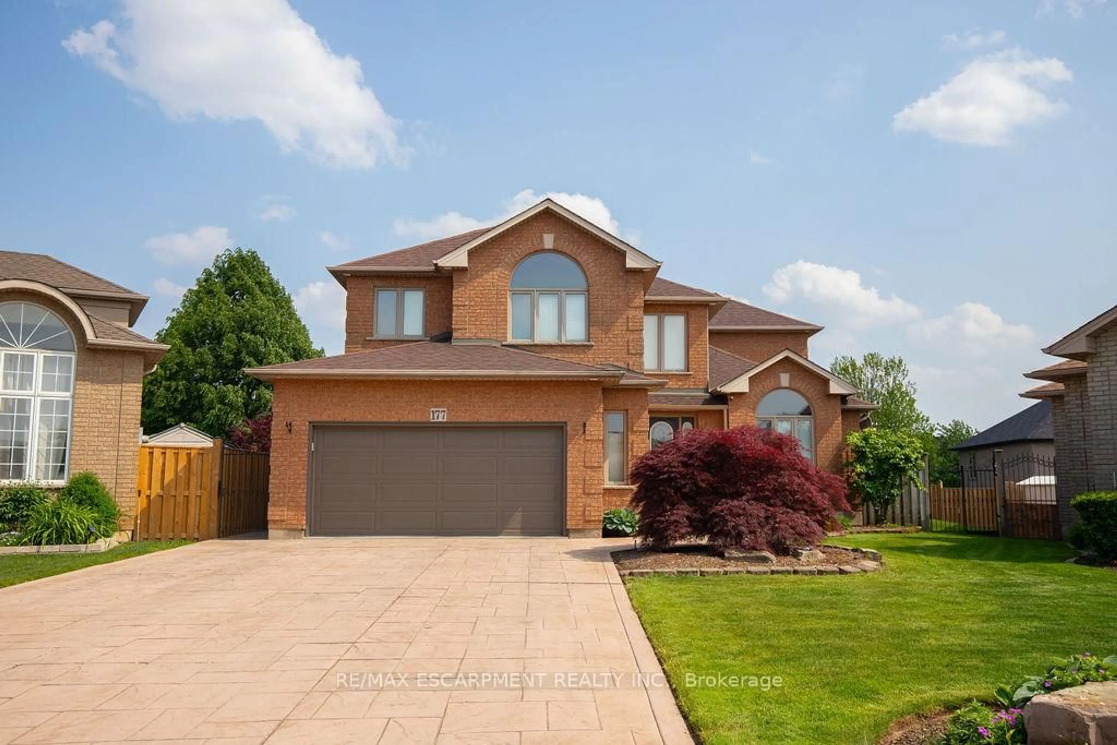 Home with brick exterior material, street for 177 Claudette Gate, Hamilton Ontario L9B 2J9