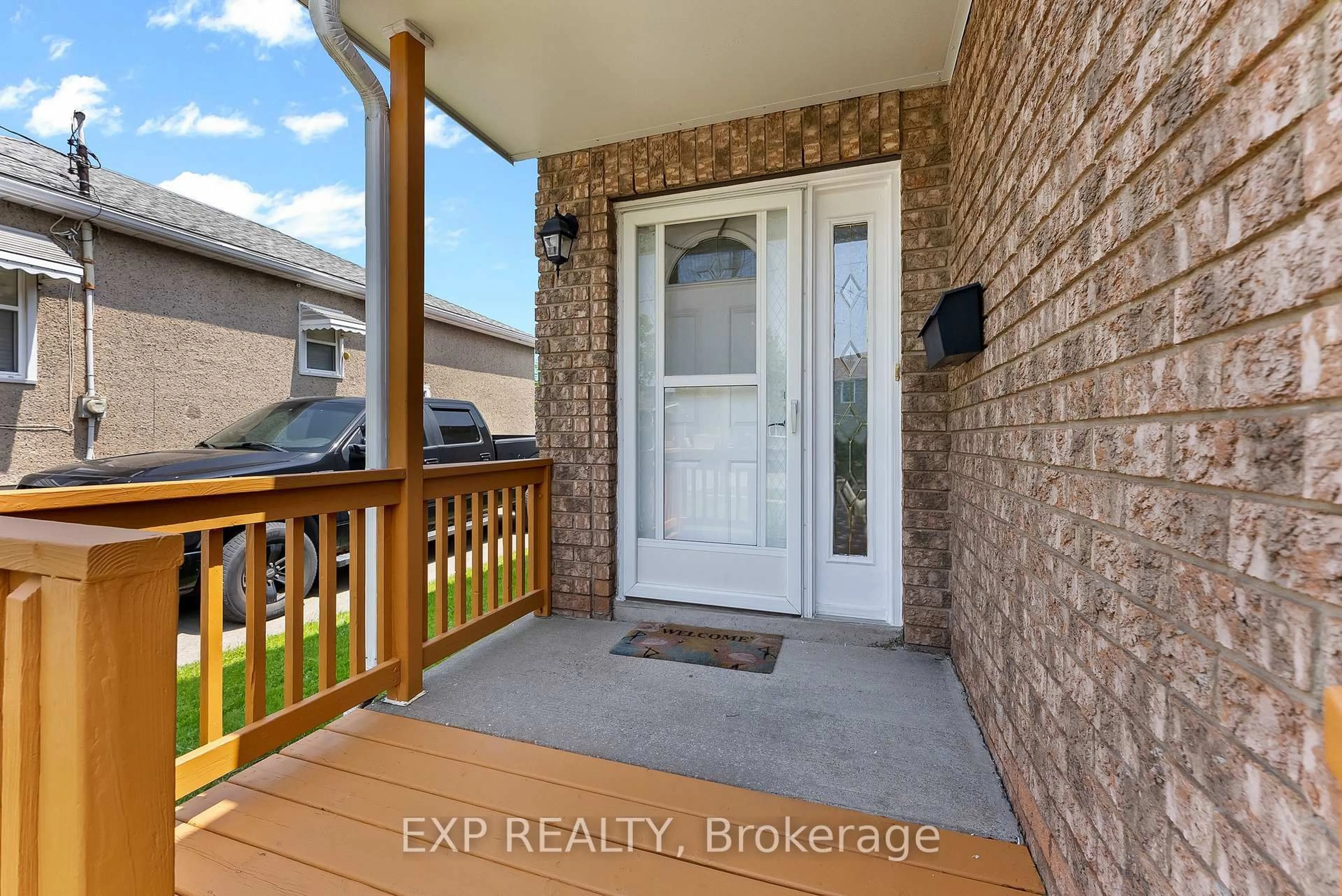 Indoor entryway for 53 Afton Ave, Welland Ontario L3B 1V7