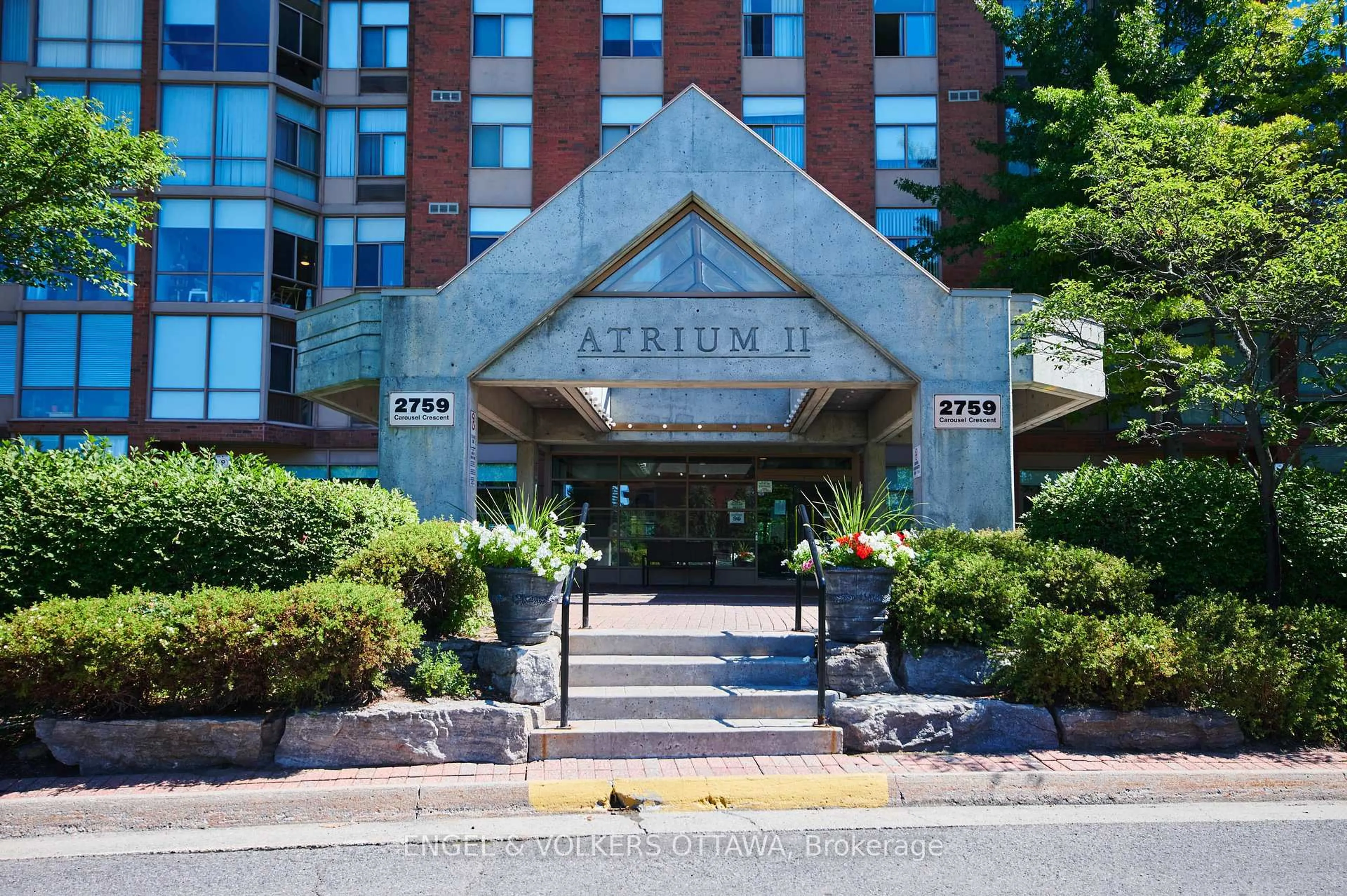 Lobby for 2759 Carousel Cres #101, Ottawa Ontario K1T 2N5
