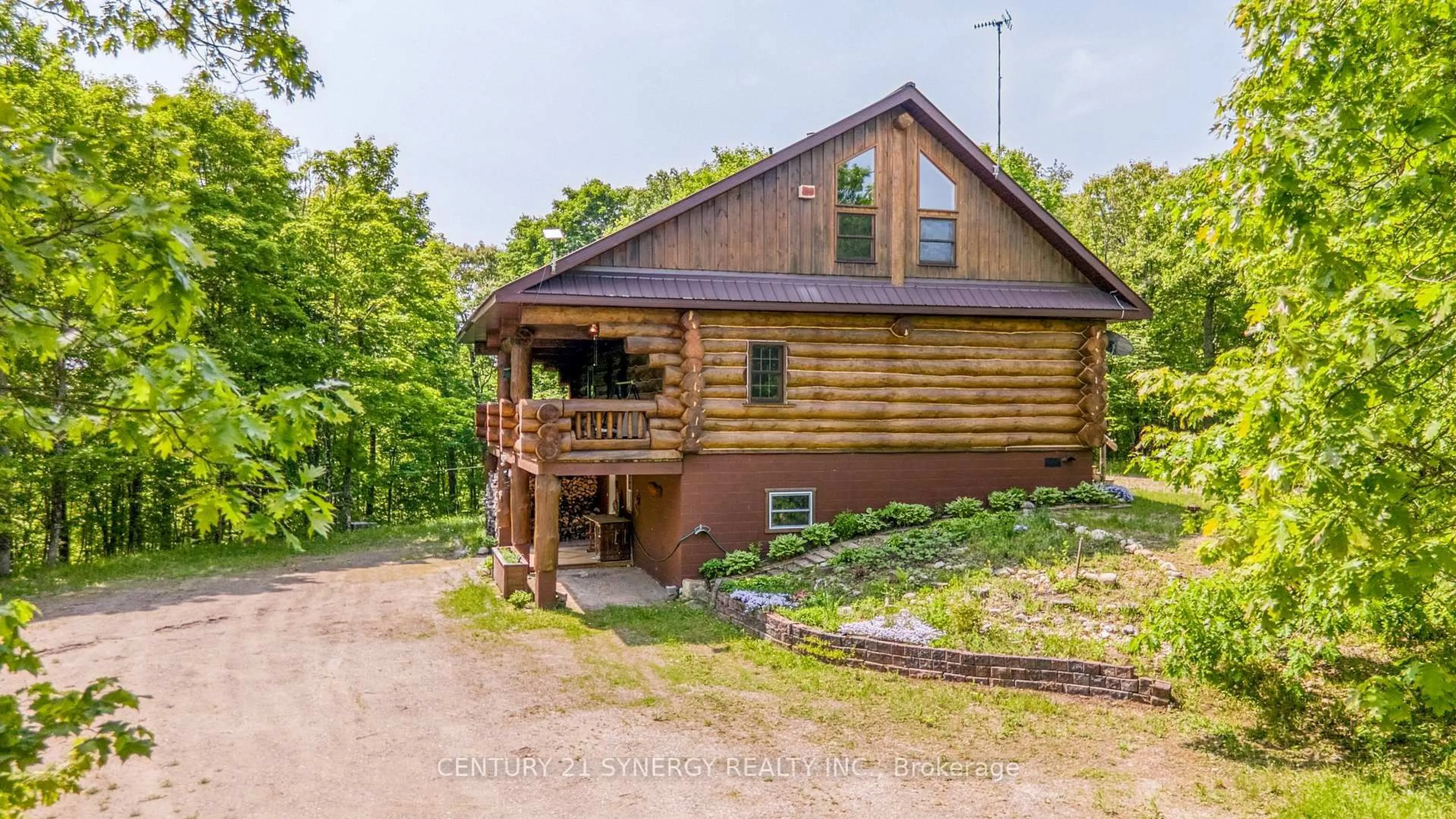 A pic from outside/outdoor area/front of a property/back of a property/a pic from drone, building for 11436 509 Rd, Ompah Ontario K0H 2J0