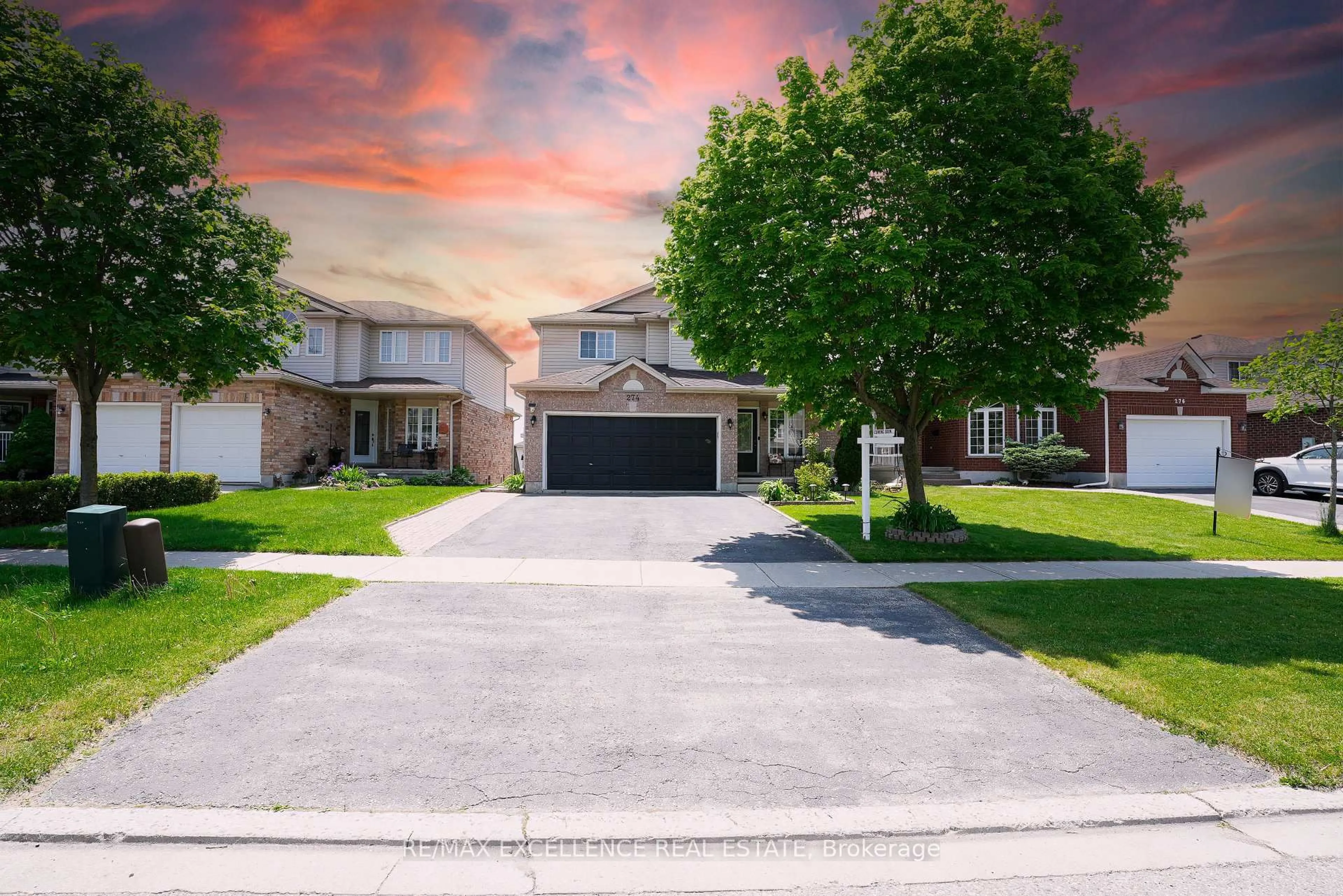 Home with brick exterior material, street for 274 Watson Pkwy, Guelph Ontario N1E 7J5