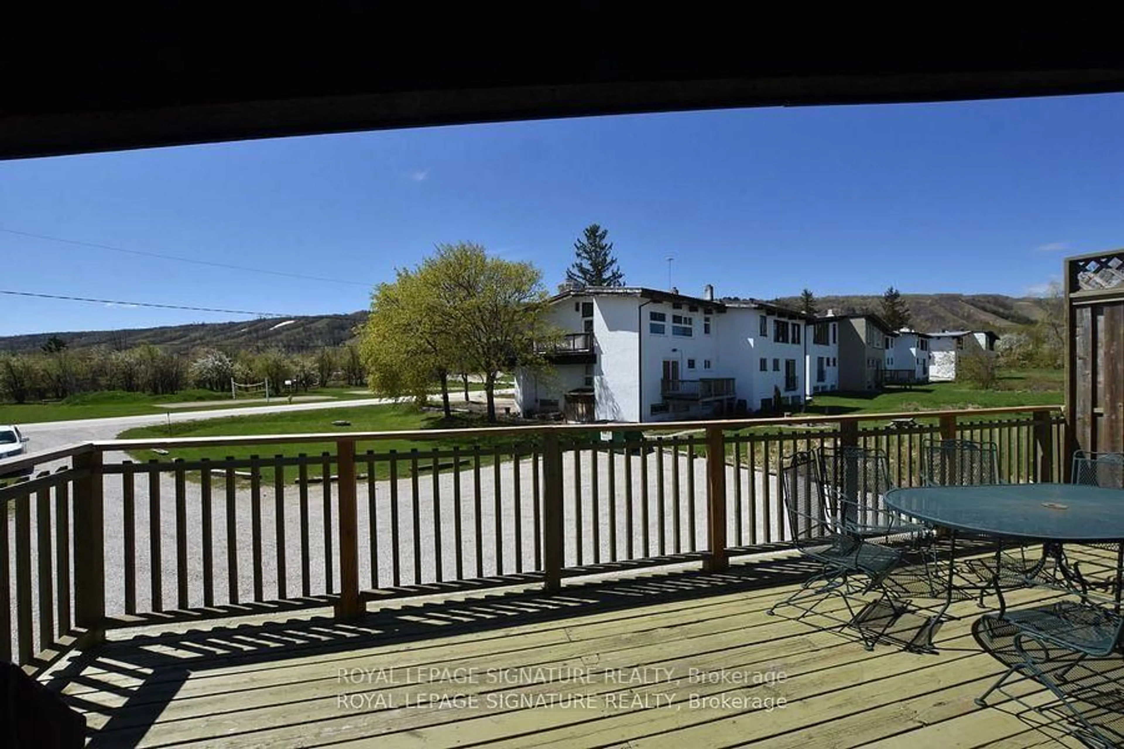 Patio, water/lake/river/ocean view for 163 Tyrolean Lane, Blue Mountains Ontario L9Y 3Z2