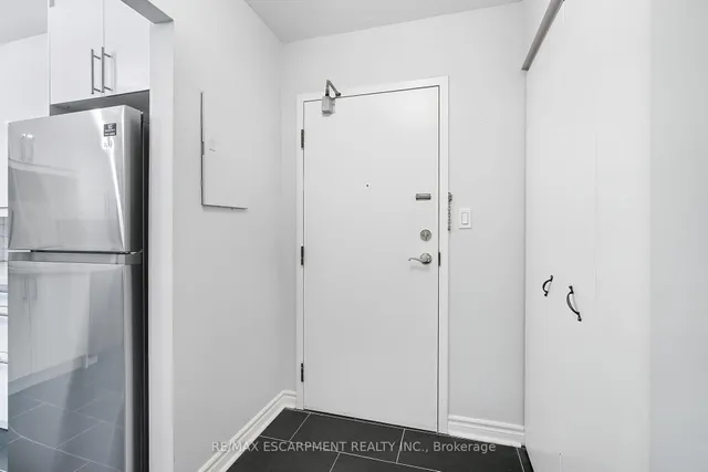 Additional property image - 23 Main St Unit 501