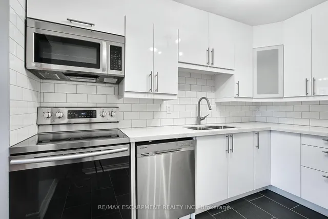 Additional property image - 23 Main St Unit 501