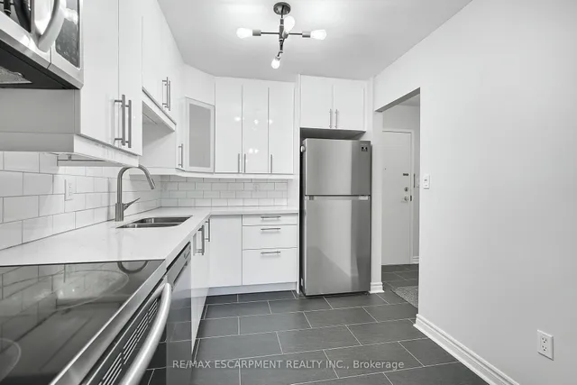 Additional property image - 23 Main St Unit 501