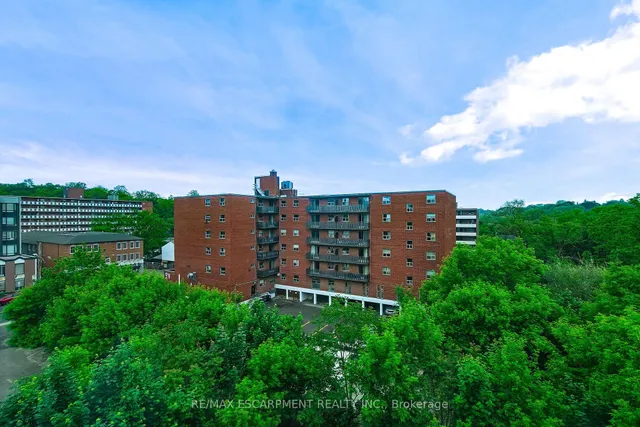 Additional property image - 23 Main St Unit 501